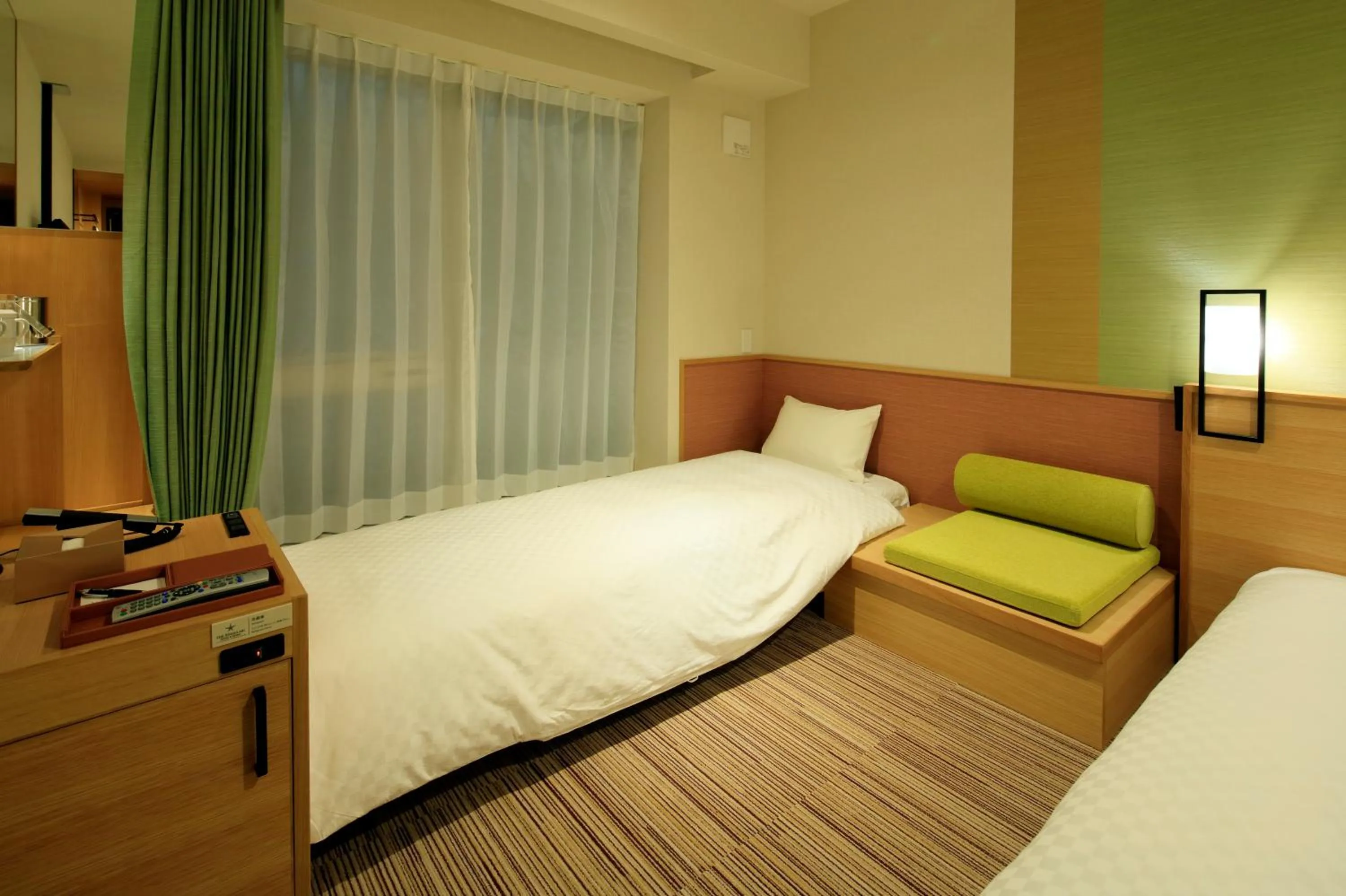 Standard Twin Room with Sofa Bed - Non-Smoking in THE SINGULARI HOTEL & SKYSPA at UNIVERSAL STUDIOS JAPAN