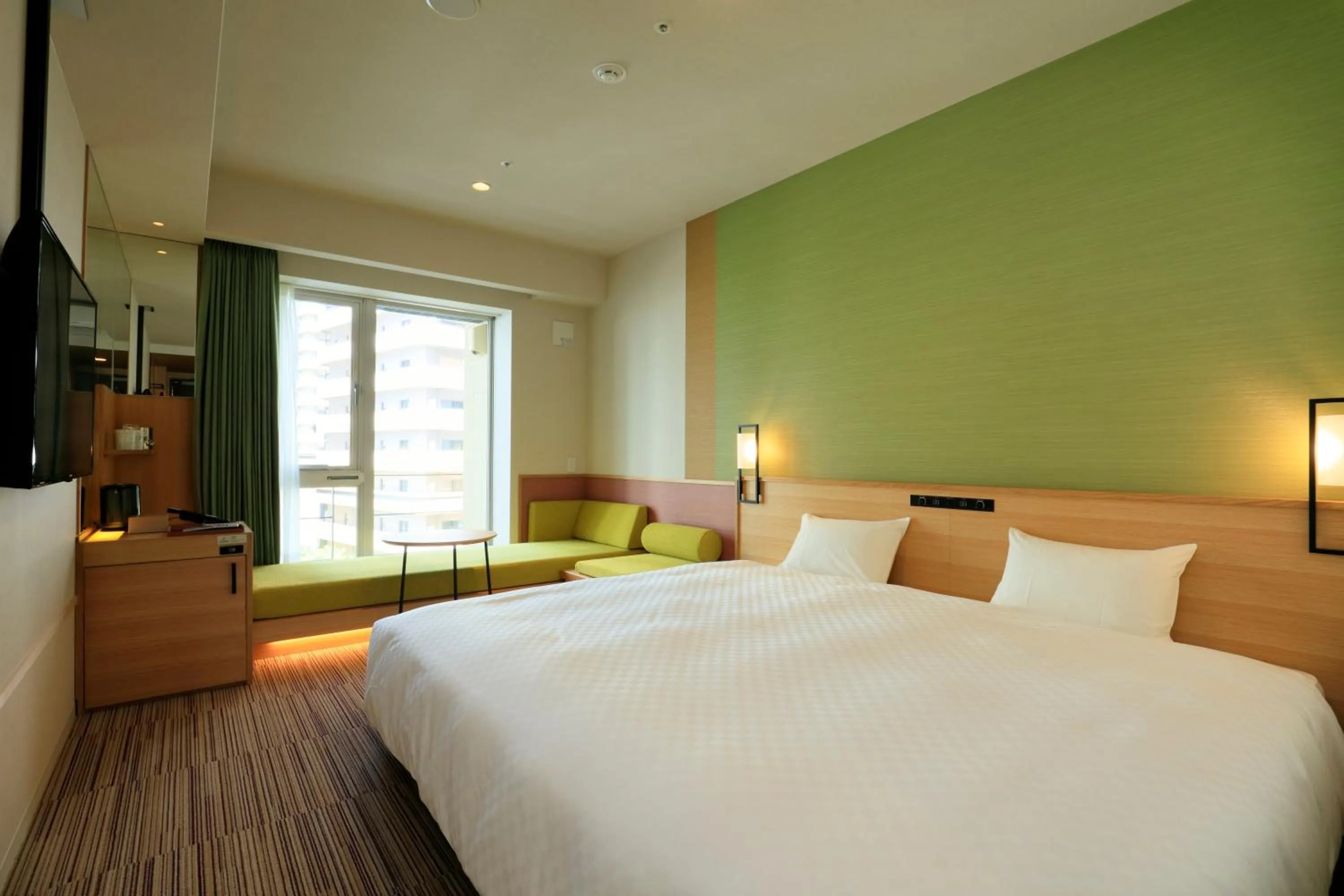 Standard King Room with Sofa Bed - Non-Smoking in THE SINGULARI HOTEL & SKYSPA at UNIVERSAL STUDIOS JAPAN