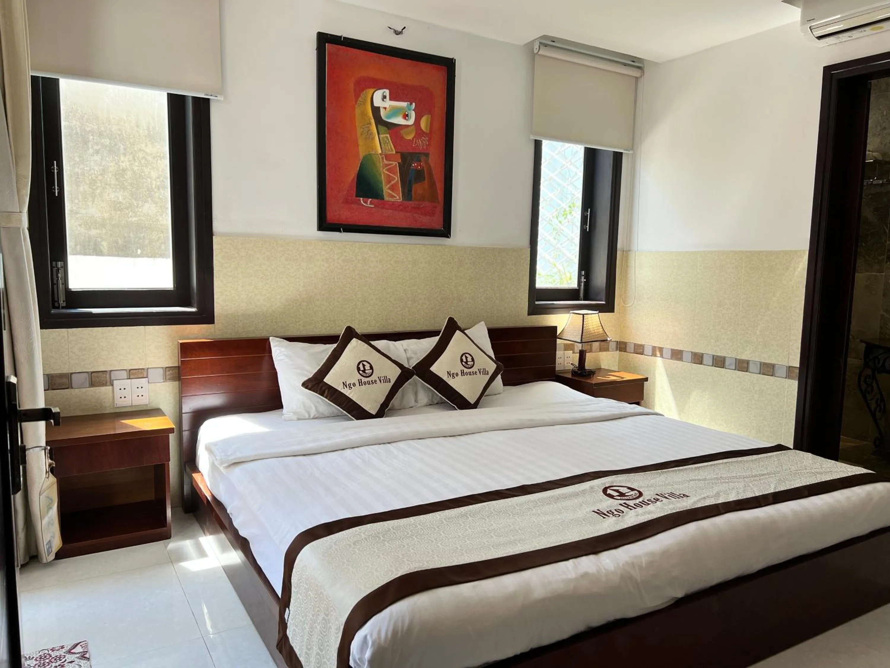 Deluxe Double or Twin Room with Balcony in Ngo House Villa