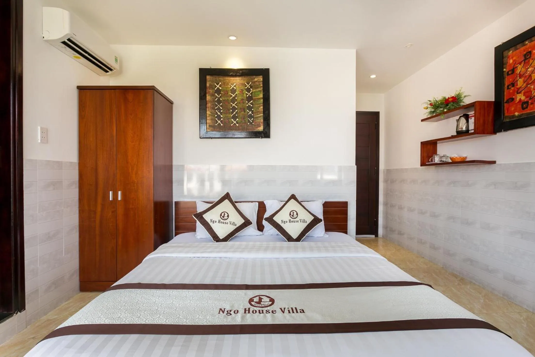Deluxe Double Room with Balcony in Ngo House Villa