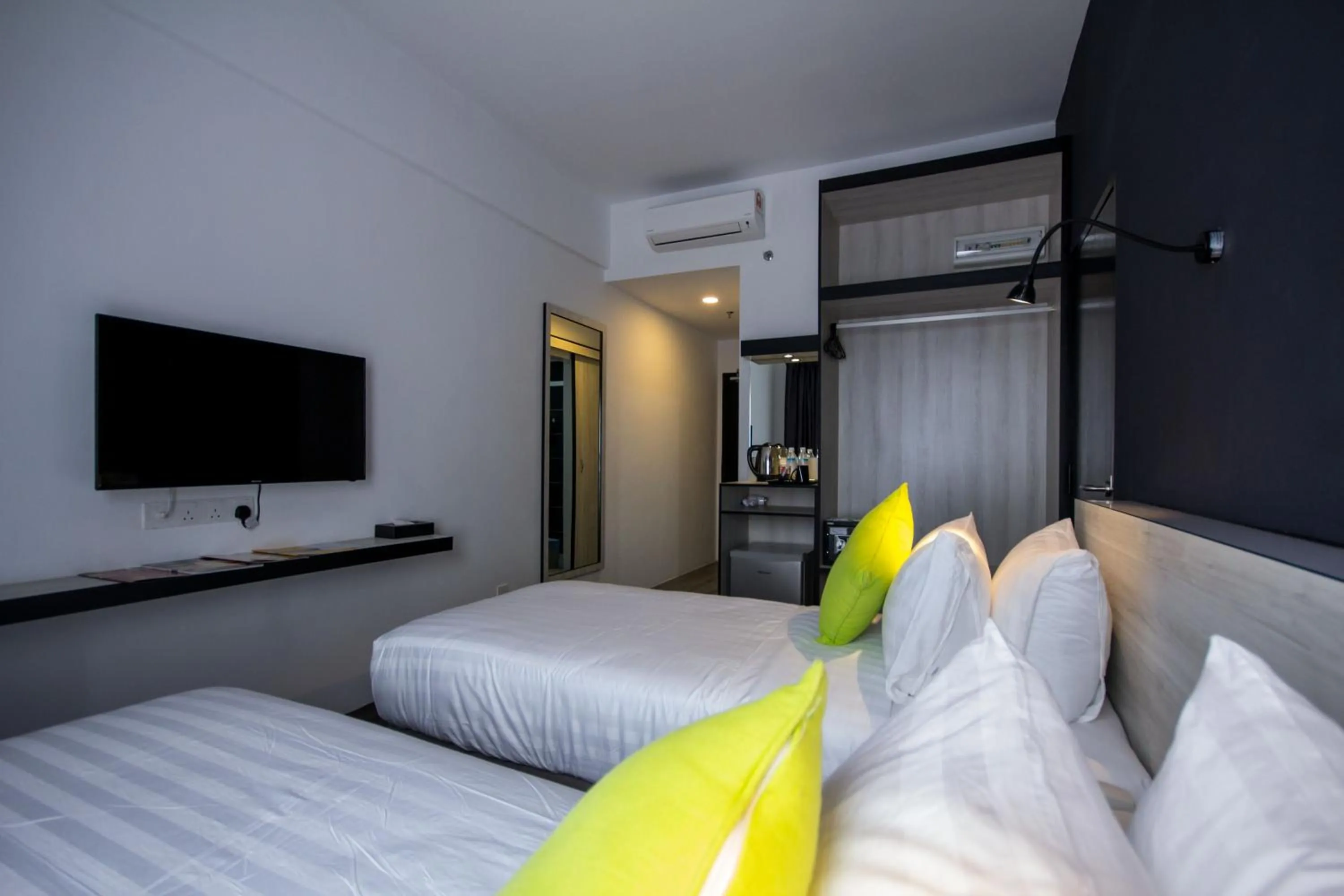 Superior Twin Room in Manhattan Hotel Ipoh