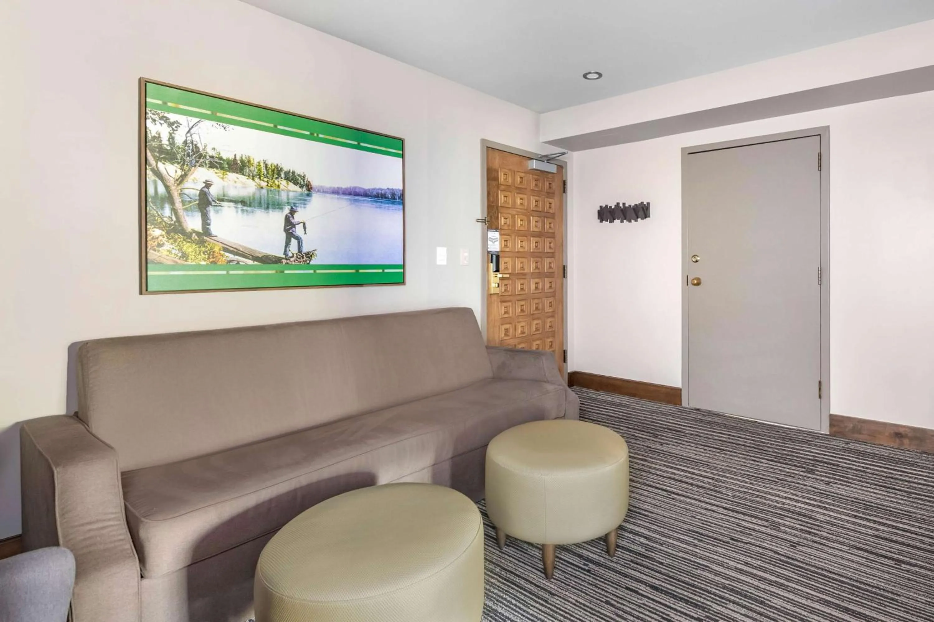 1 Bedroom Queen Suite with Sofa Bed in Hilton Vacation Club Tahoe Seasons Lake Tahoe