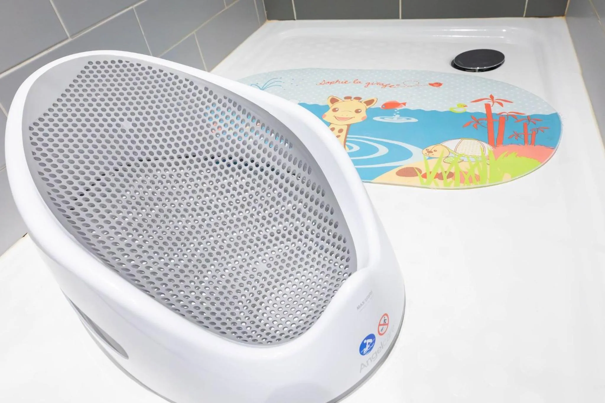 Standard Queen Room - Ground Floor/Smoking in Holiday Inn Express Arras by IHG