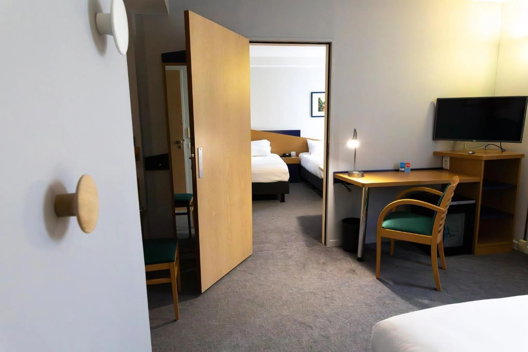 Standard Twin Room with Two Single Beds - Ground Floor in Holiday Inn Express Arras by IHG