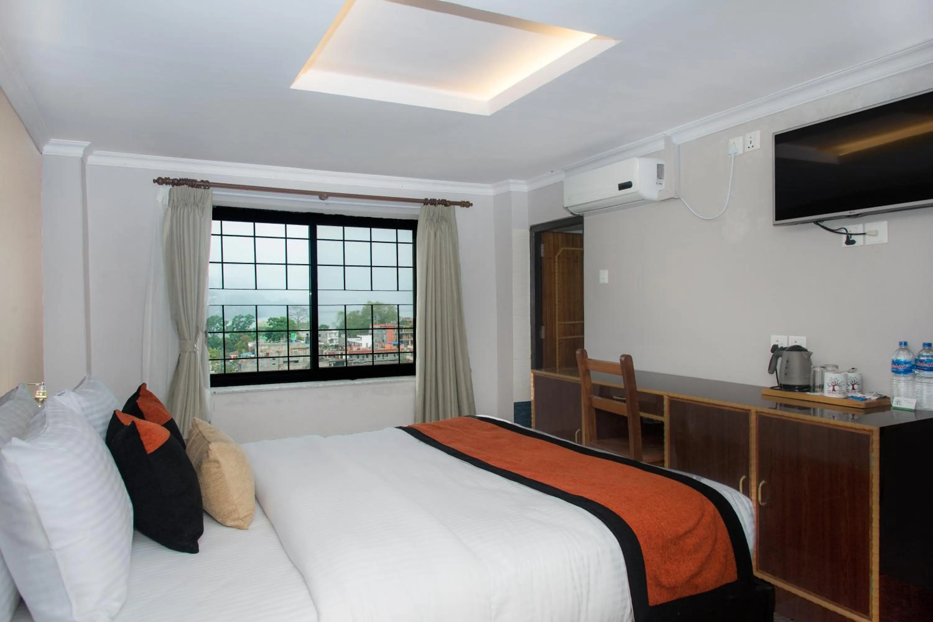 Deluxe Double Room - single occupancy in Hotel Raniban Arcade