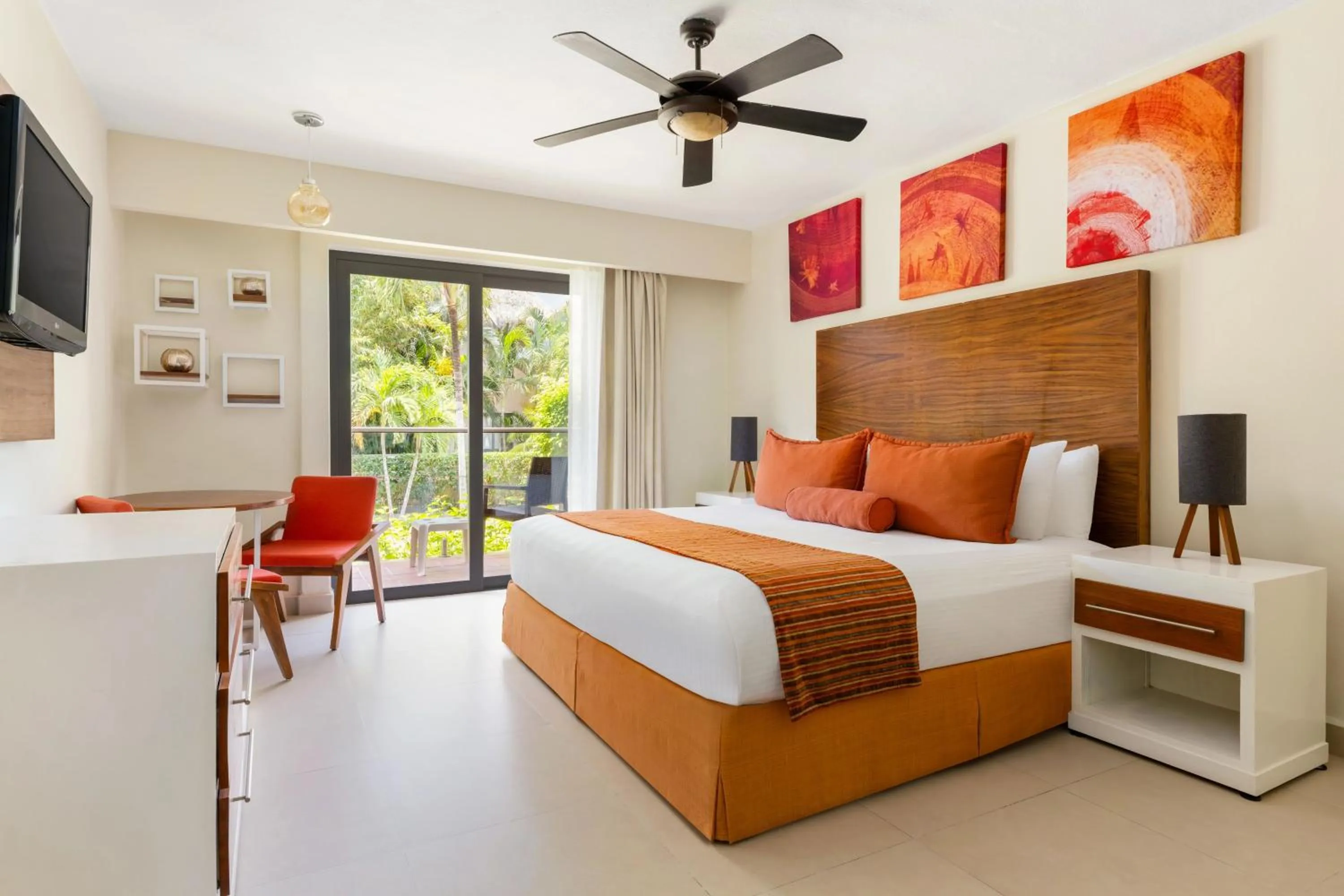 Deluxe King Room - single occupancy in Sunscape Sabor Cozumel