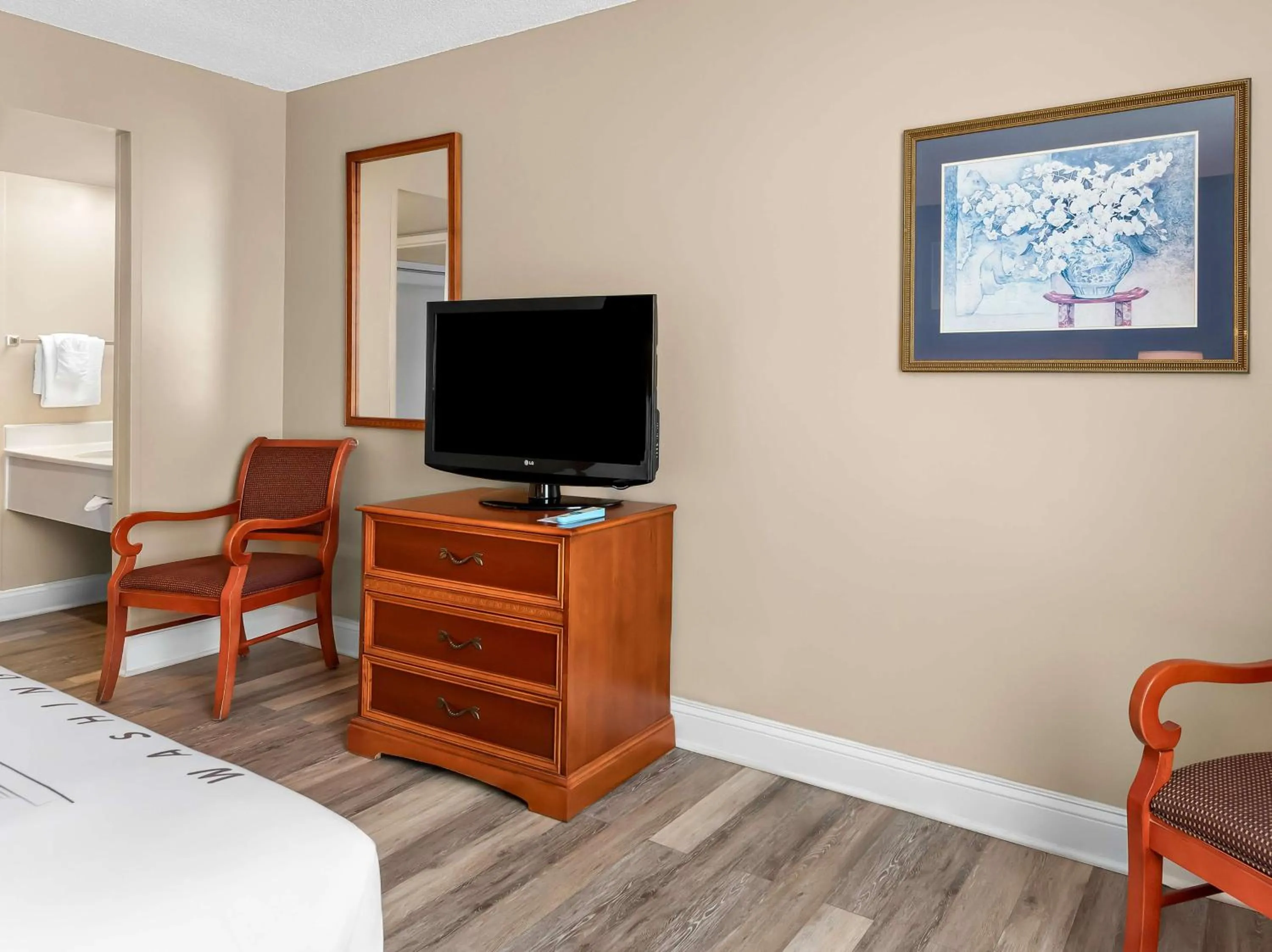 King Room in Best Western Potomac Mills