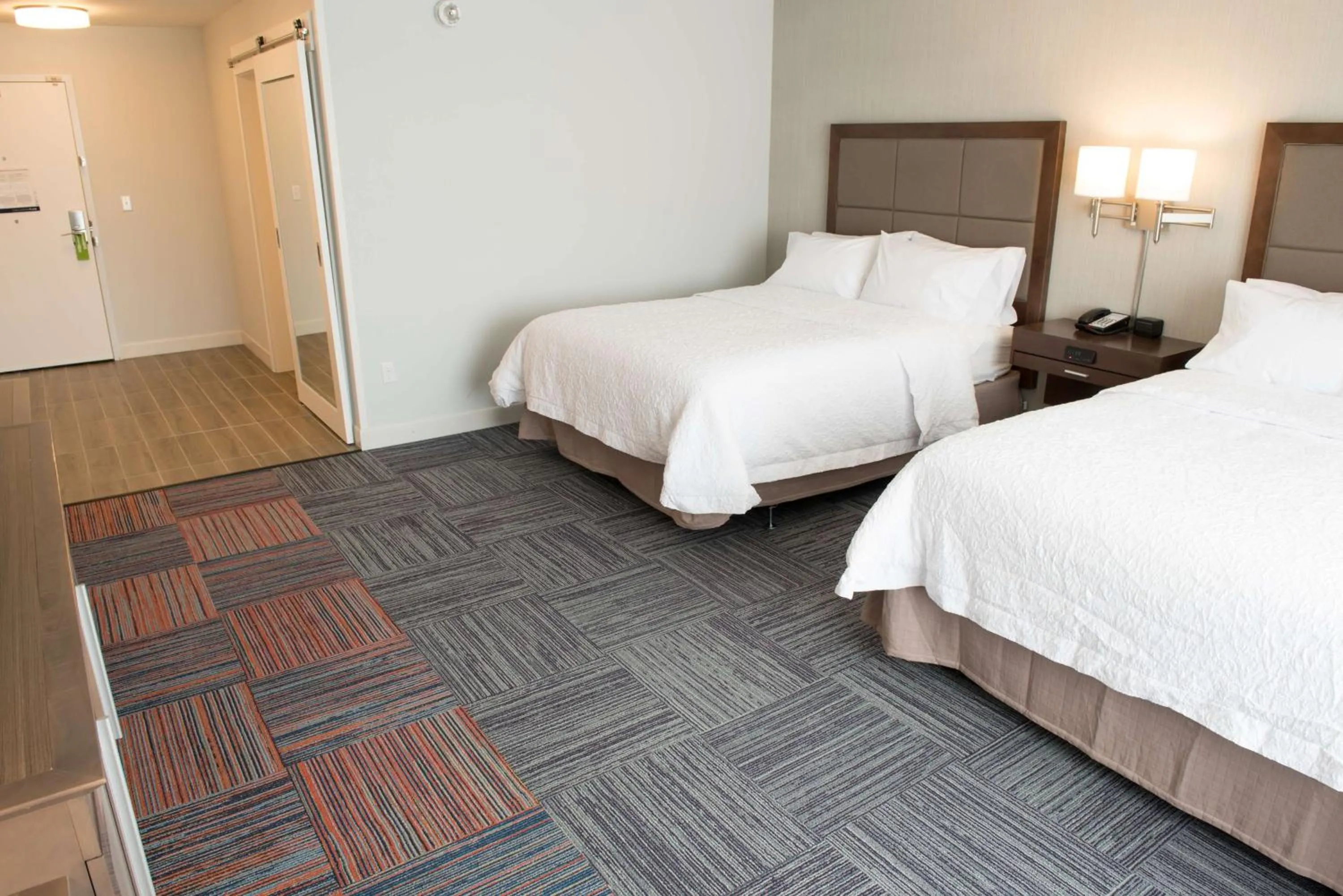 Queen Room with Two Queen Beds - Mobility and Hearing Access/Non-Smoking in Hampton Inn & Suites Bay City