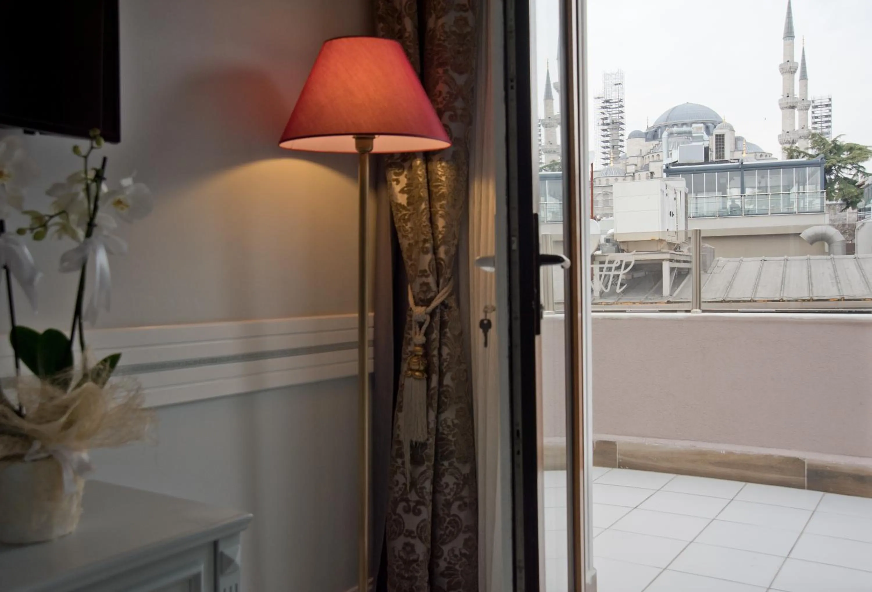 Suite with Balcony in Ferman Hotel Old City -Special Category
