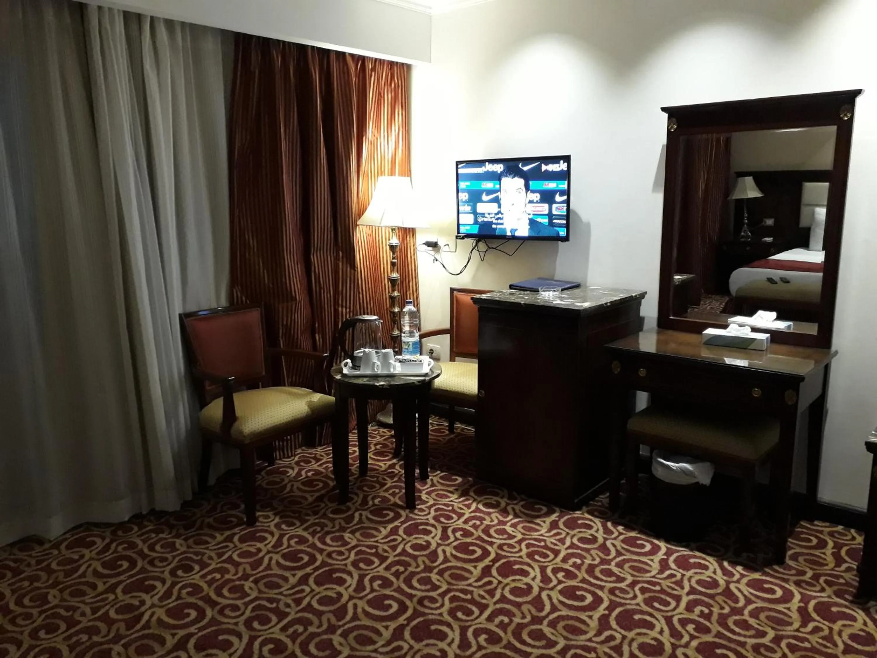 Deluxe Double or Twin Room with Pool View - single occupancy in The Guard Hotel