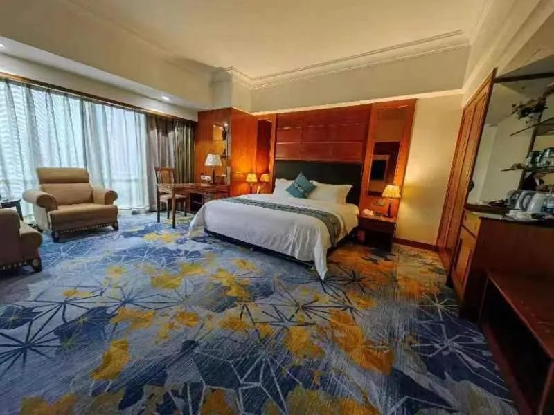 Deluxe Suite in Gladden Hotel Jiangmen