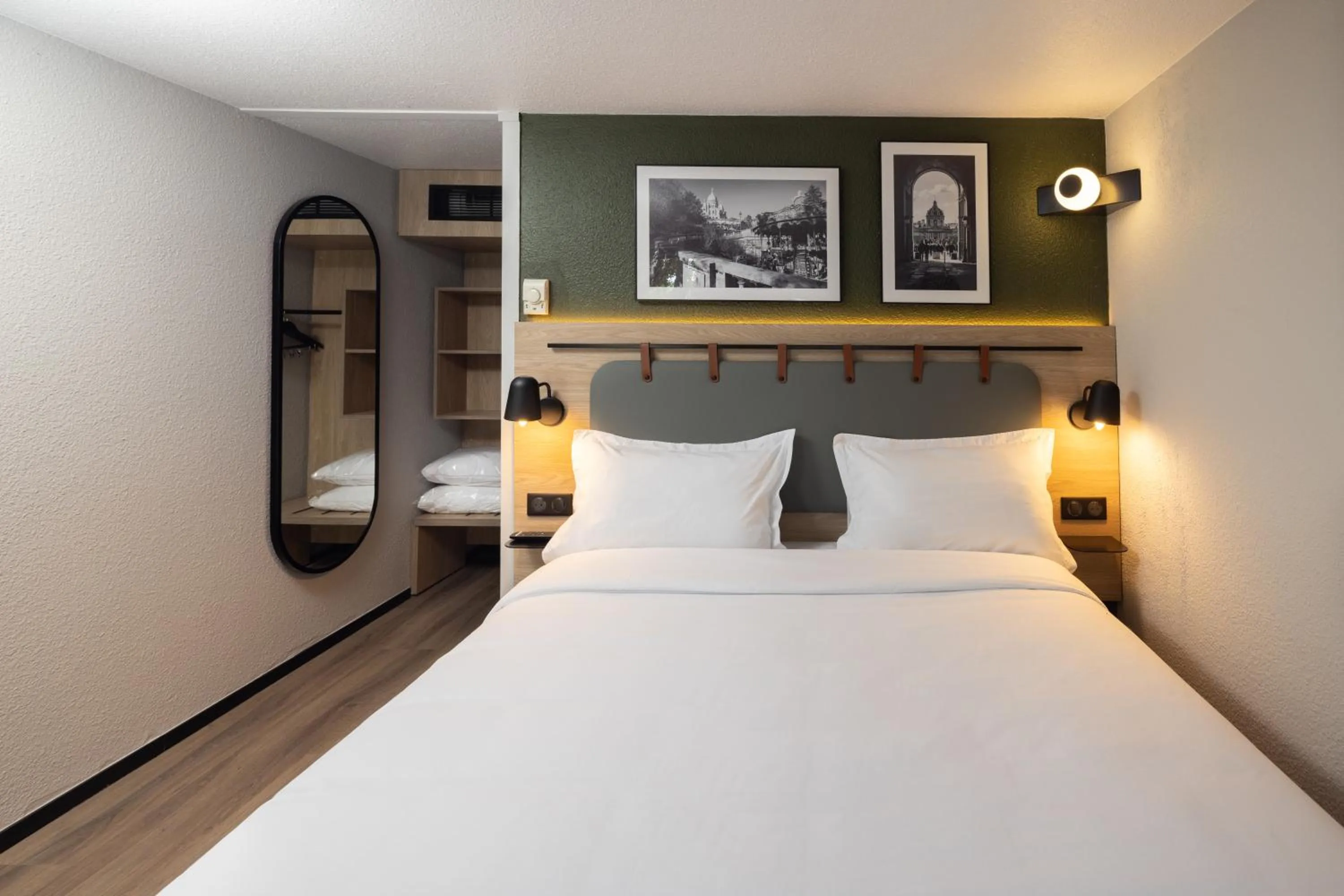 Double Room in Campanile NATURE - Thionville Yutz