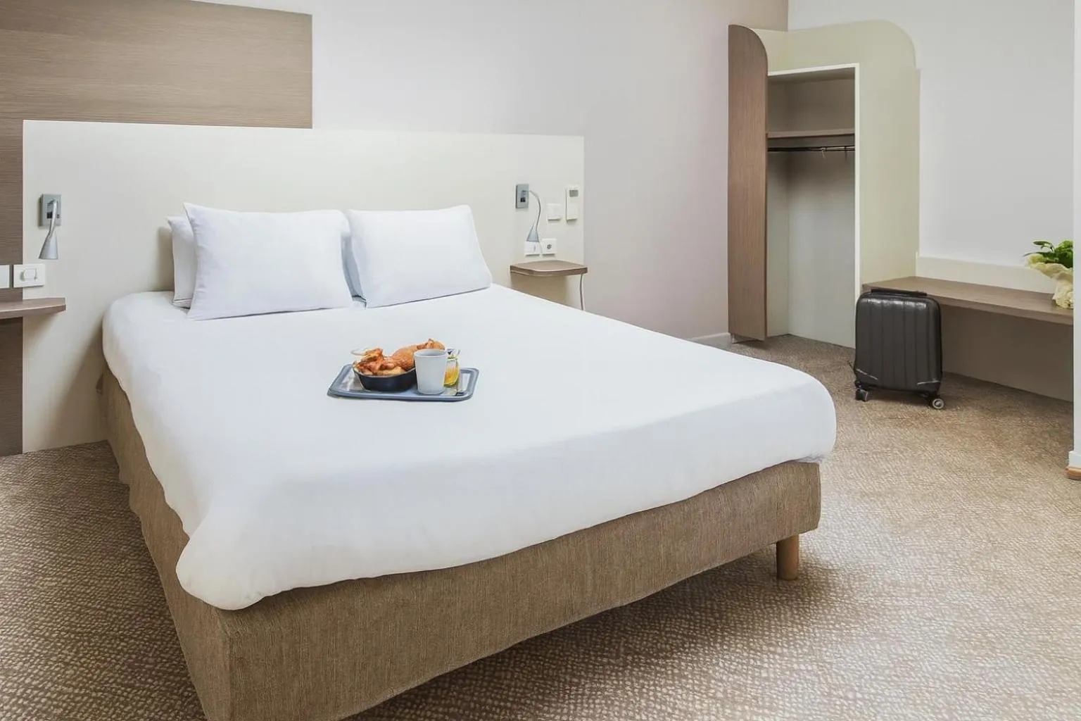 Double Room in Campanile Epinal Centre - Gare