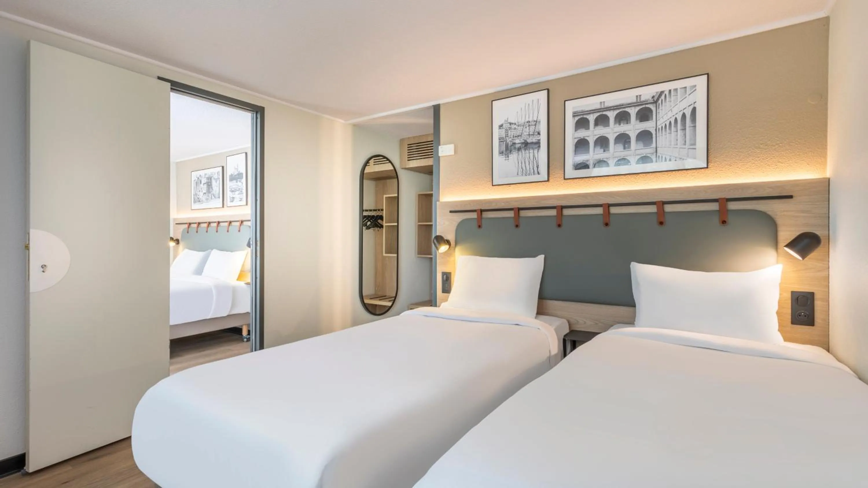 2 Standard Room Connecting - 1 Queen Bed 2 Single Beds in Campanile PRIME - Nice Airport