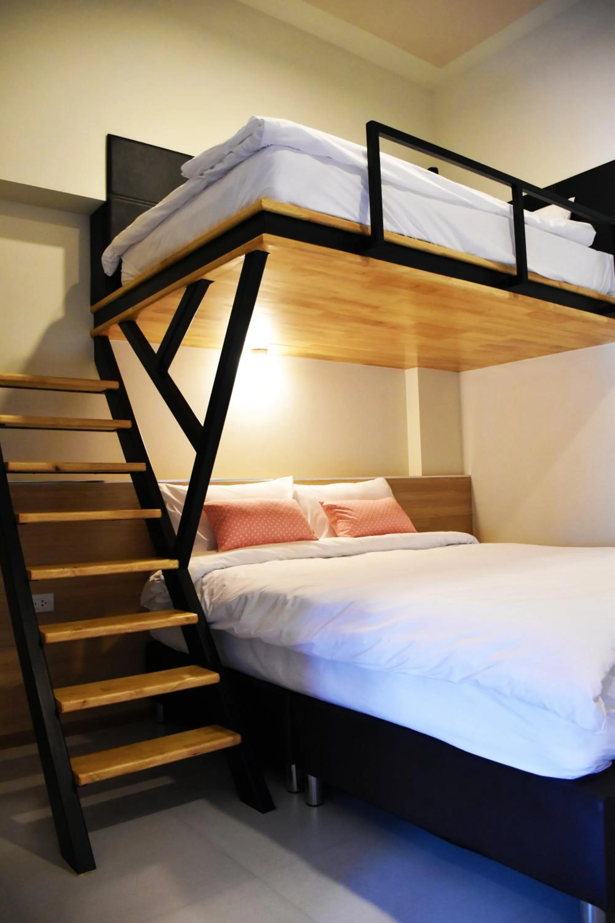 Triple Room with Bathroom in TUCK Me iN