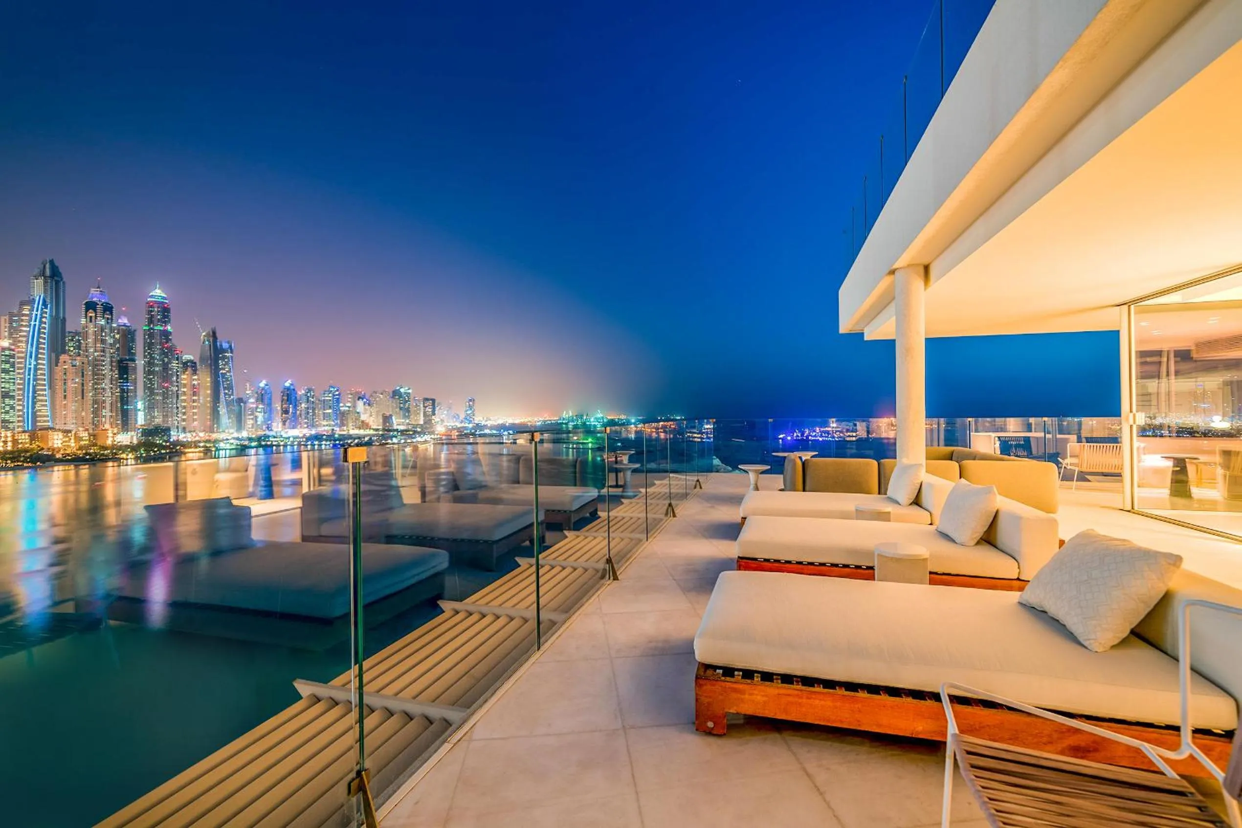 4 BED | Penthouse Duplex w/Pool in FIVE Palm Jumeirah Dubai