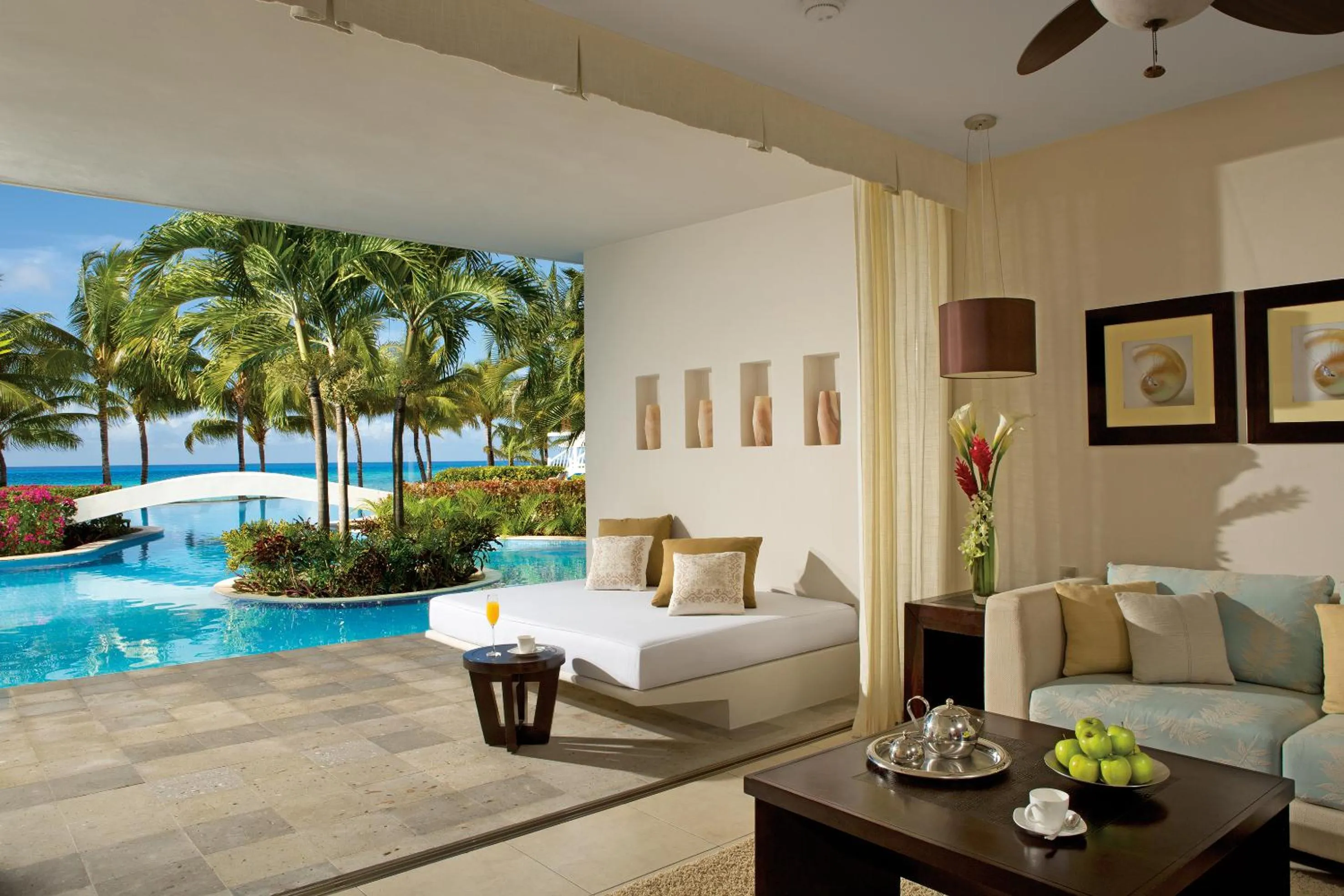 Preferred Club Junior Suite Swim Up Ocean View in Secrets Aura Cozumel - Adults Only