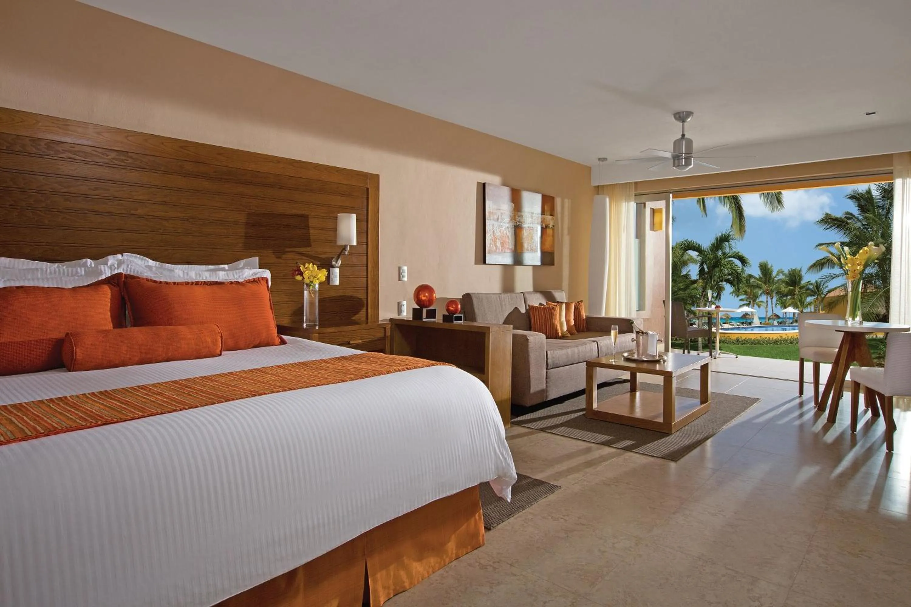 Preferred Club Junior Suite Pool View King in Secrets Aura Cozumel - Adults Only