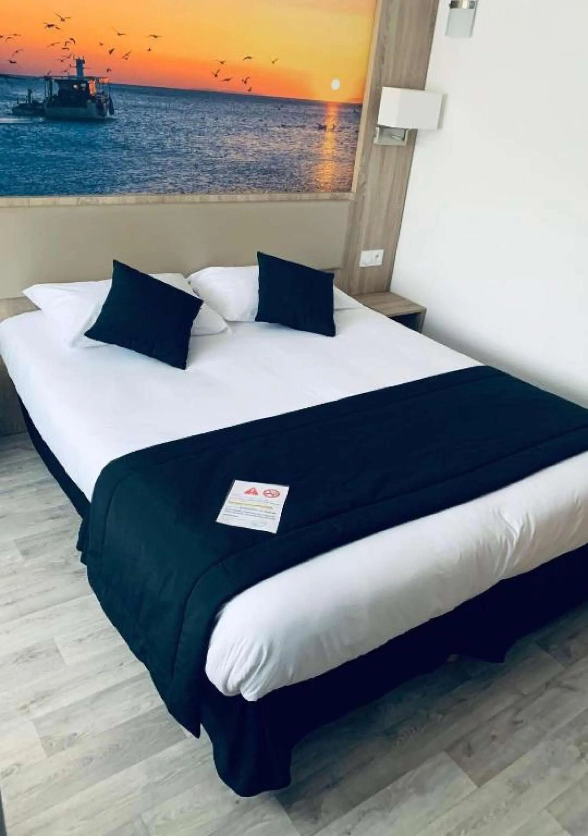 Two Connecting Rooms in BRIT HOTEL Confort MORLAIX