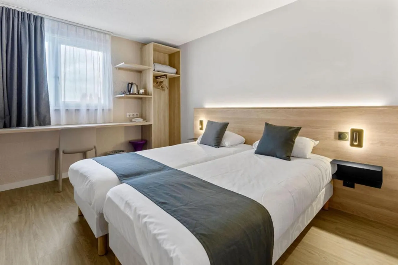Twin Room in Kyriad Deauville - St Arnoult