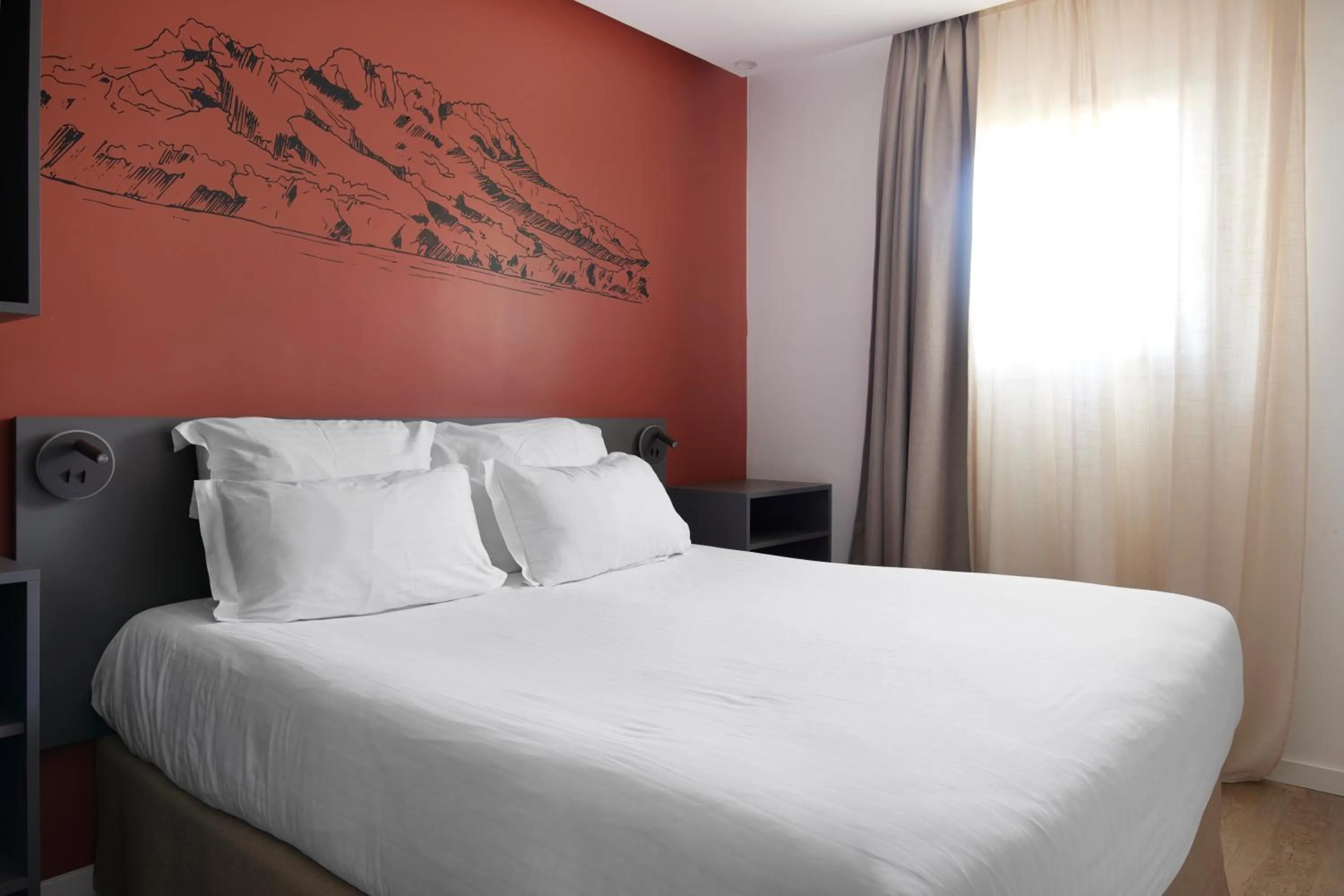 Double Room in Hôtel restaurant Kyriad Fréjus