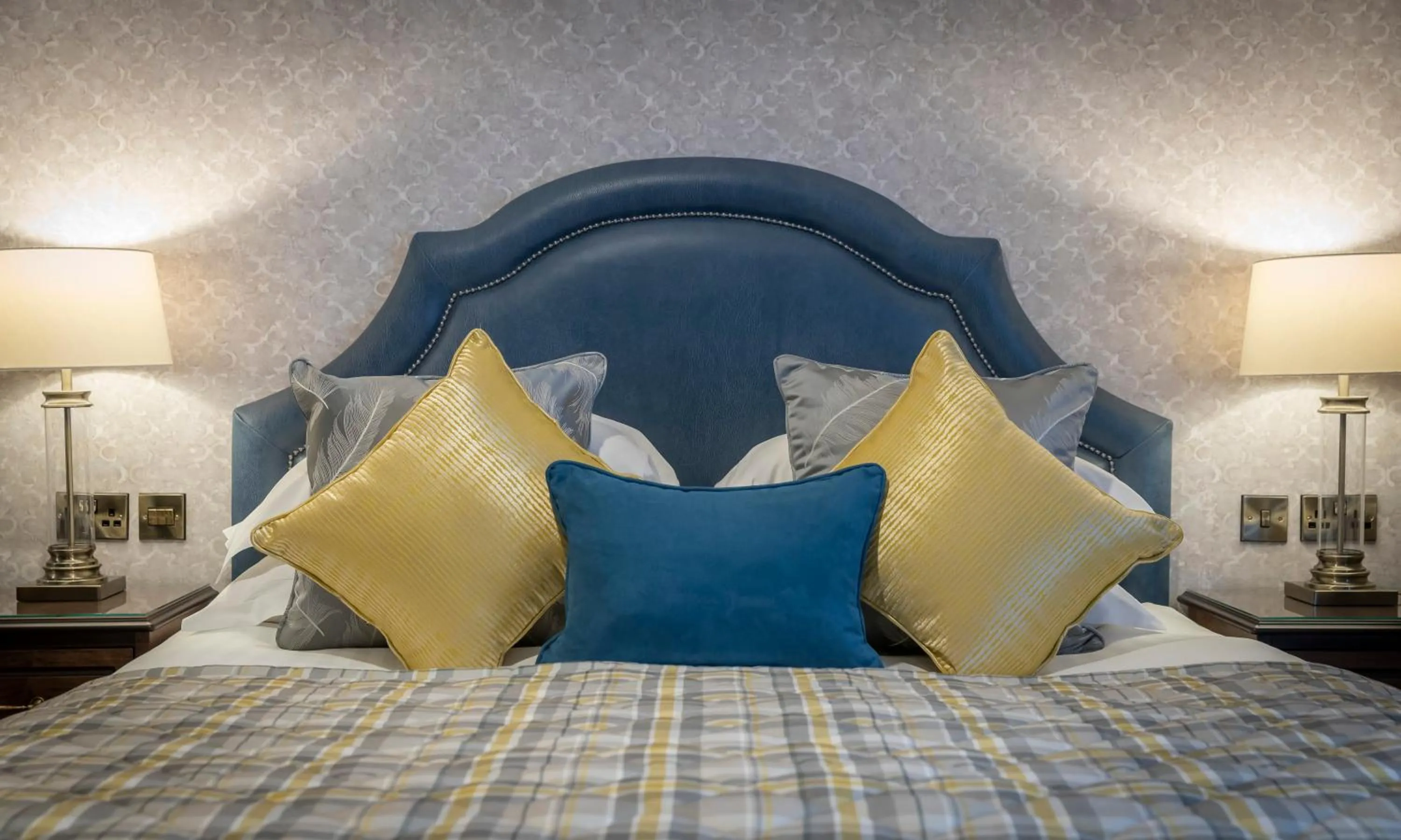 Deluxe Suite - single occupancy in Temple Gate Hotel