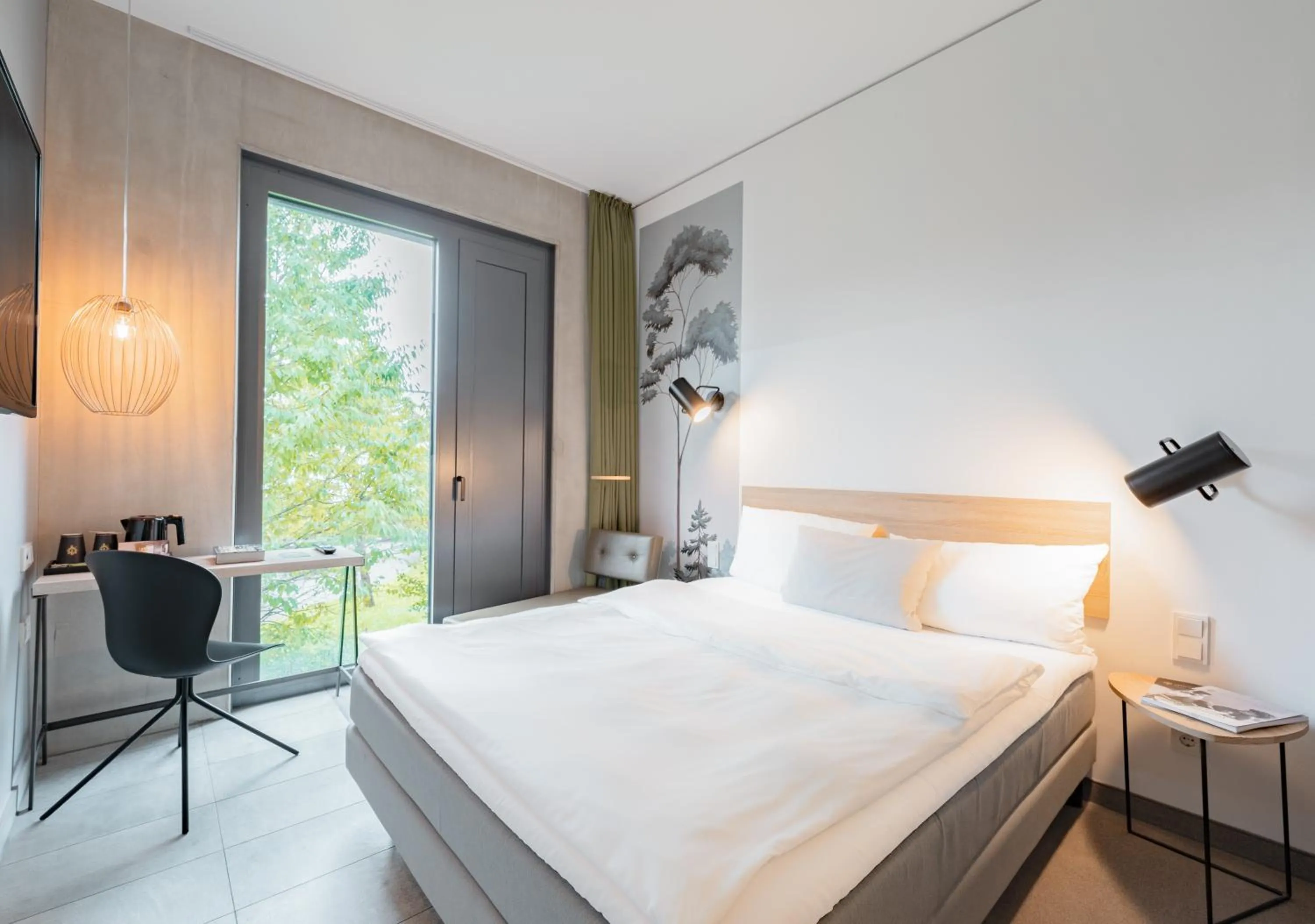 Double Room with Garden View in gambino hotel CINCINNATI