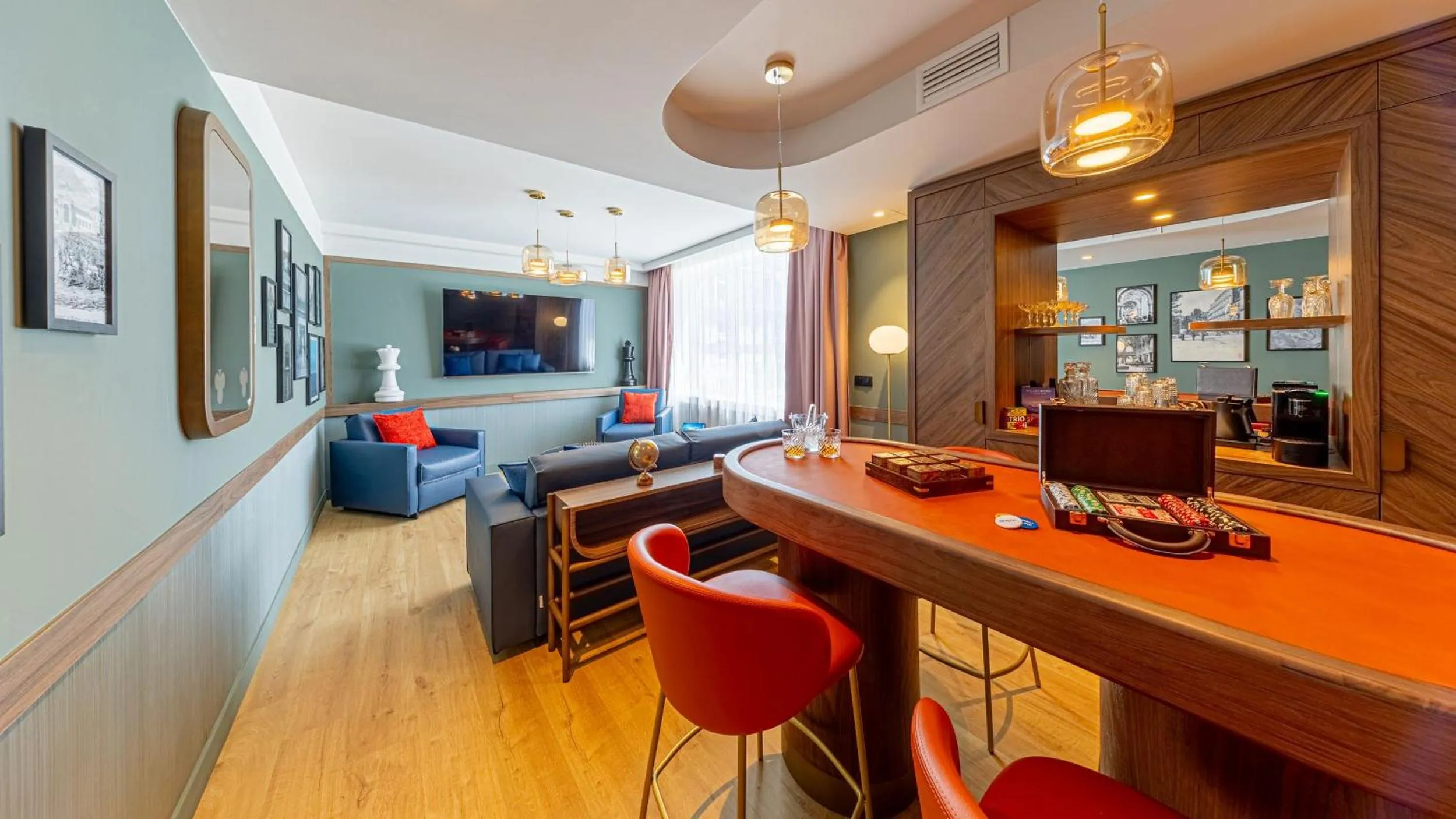 Executive Suite in Golden Tulip Aix les Bains - Hotel & Spa