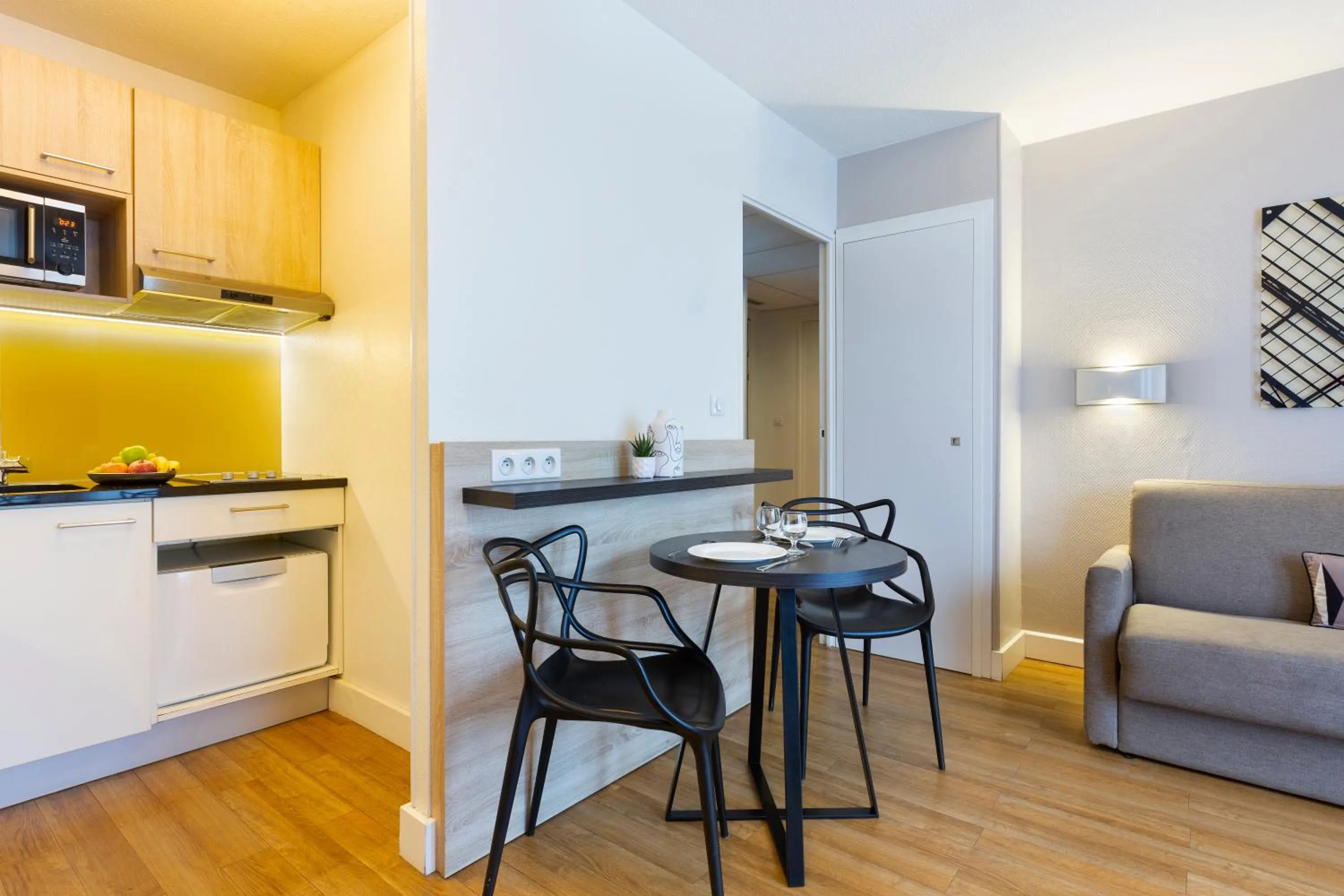 One-Bedroom Apartment in Citadines Tour Eiffel Paris