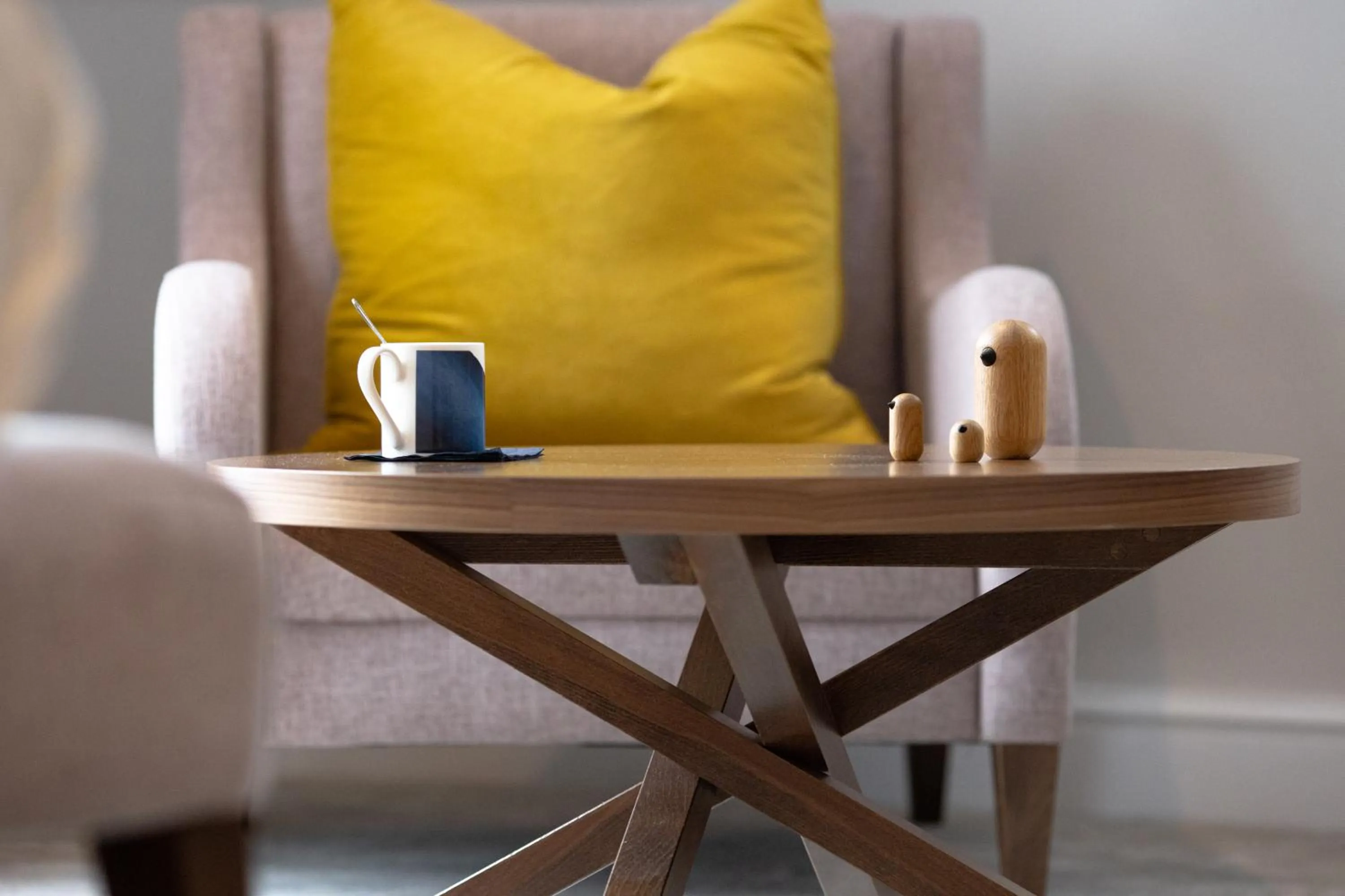 Standard Twin Room in voco Oxford Thames by IHG