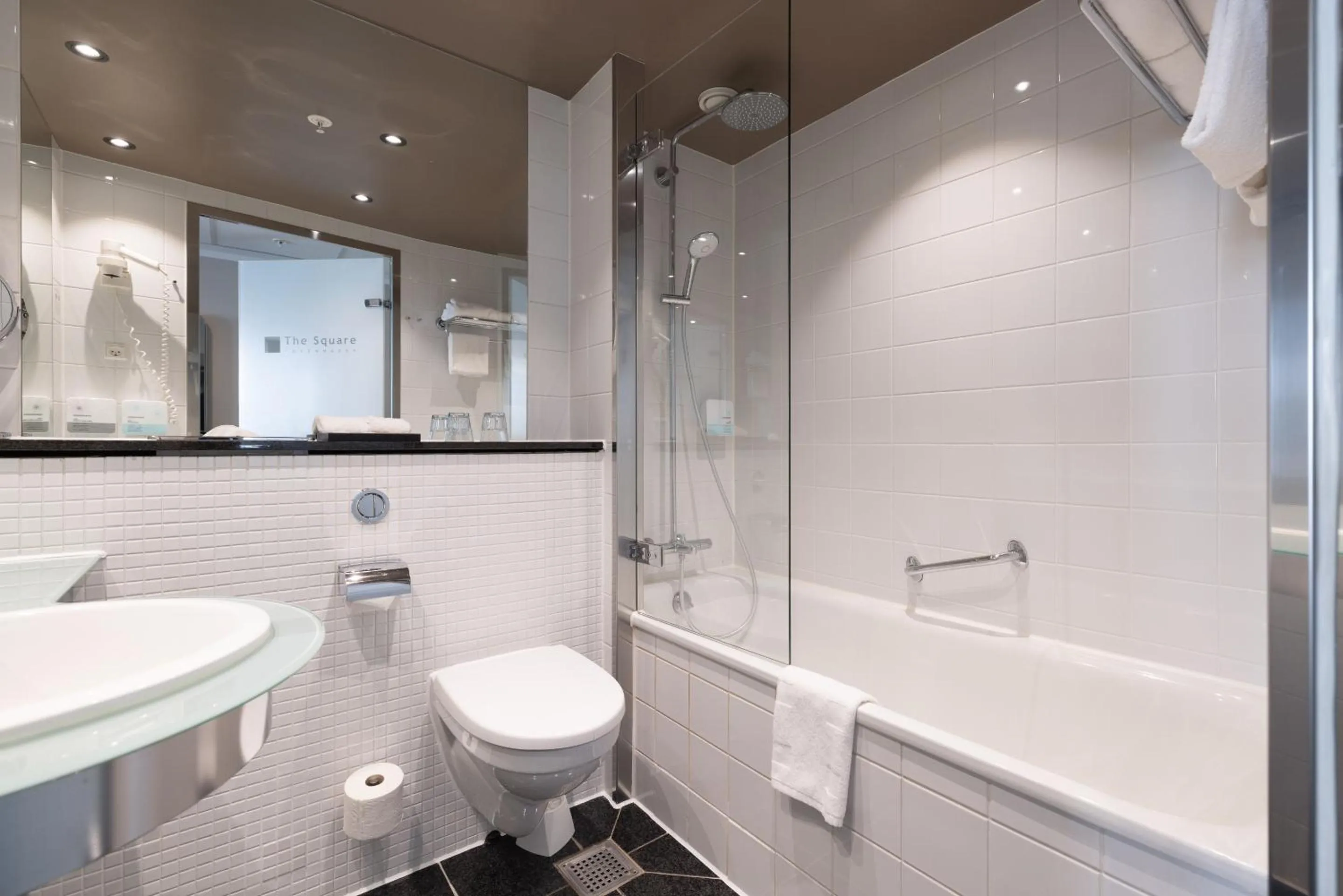 Executive Double or Twin Room with Lounge Access in The Square