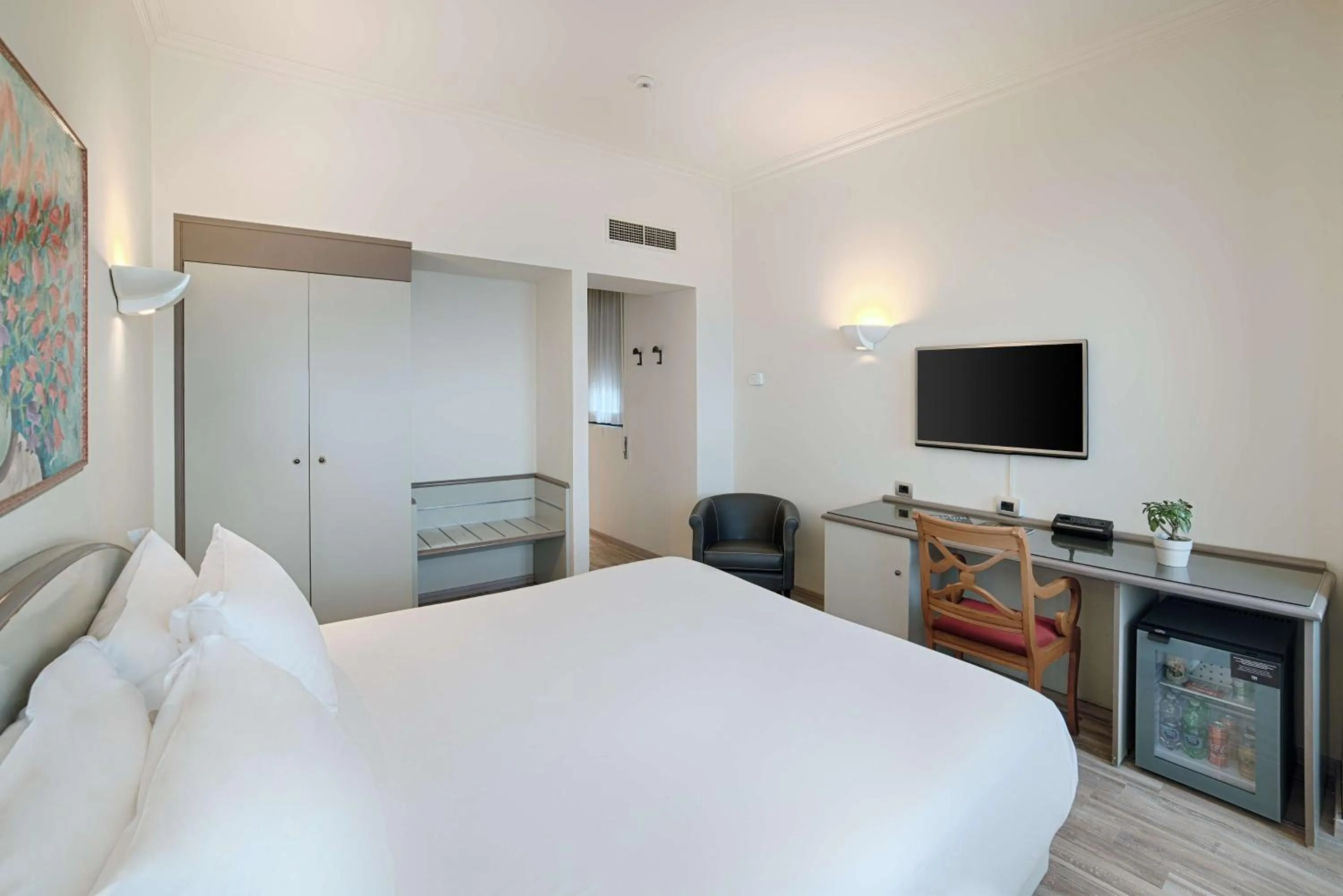 Superior Double Room in NH Ancona