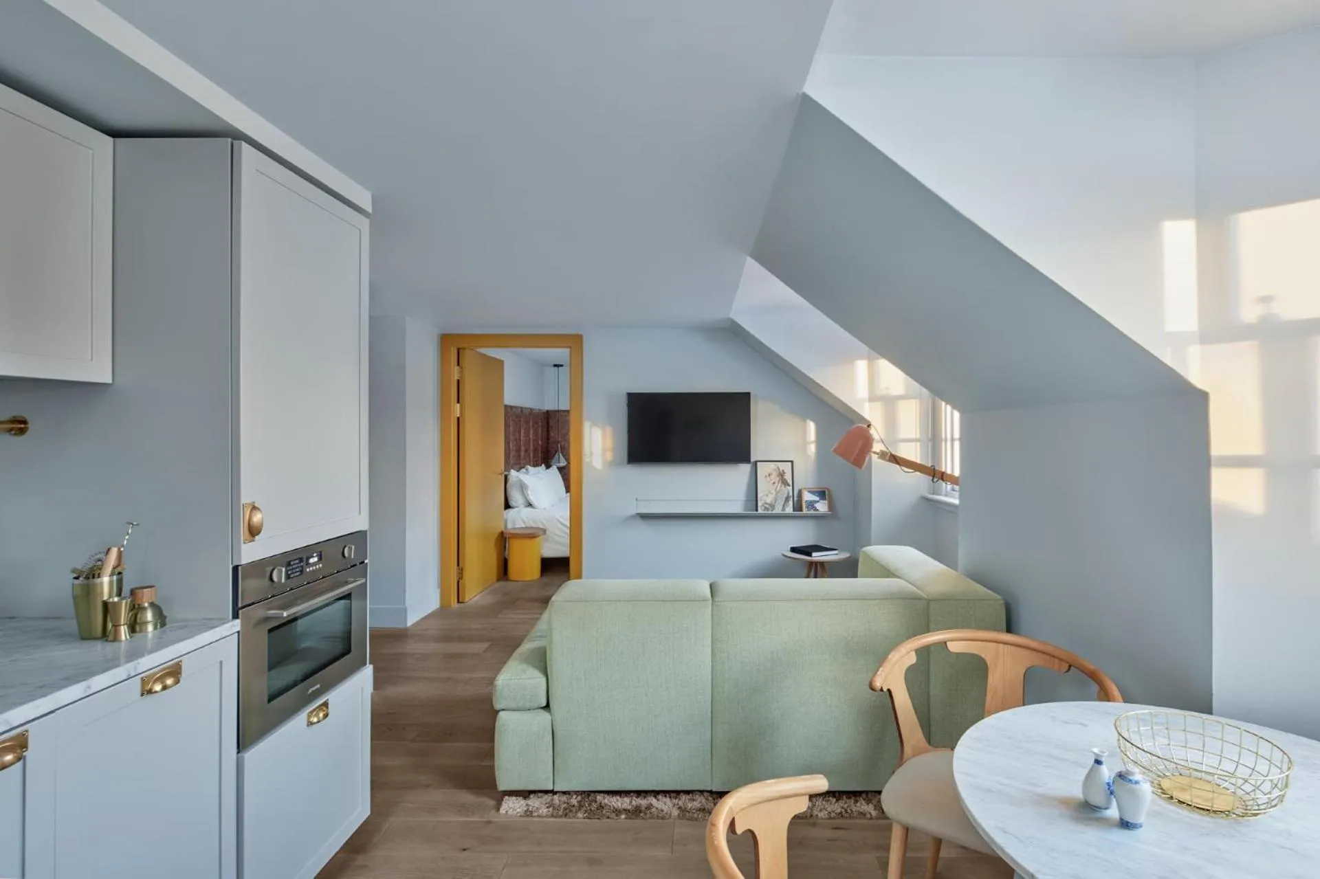 One Bedroom Suite with Sofa Bed in Eden Locke