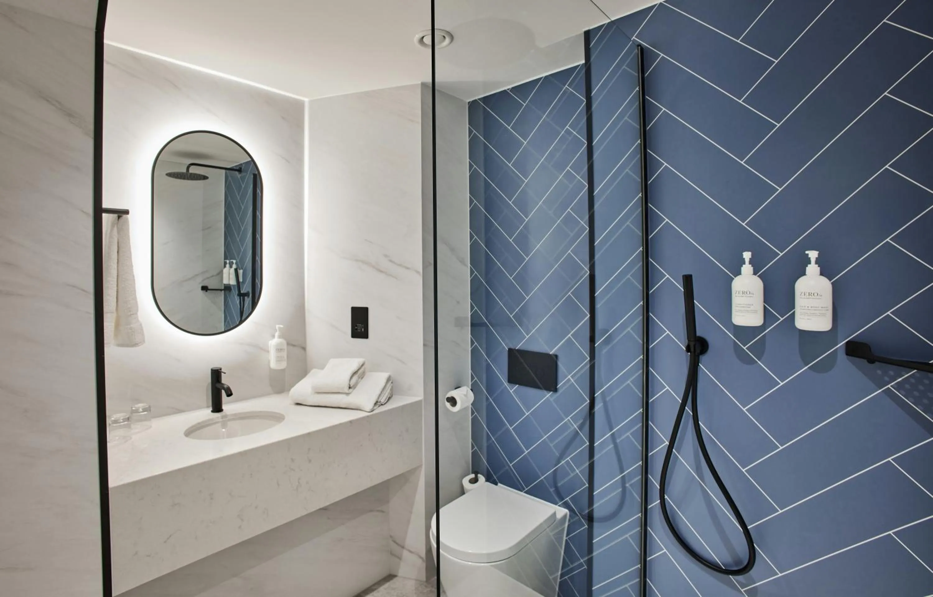 Deluxe King Room in Thistle London Bloomsbury Park