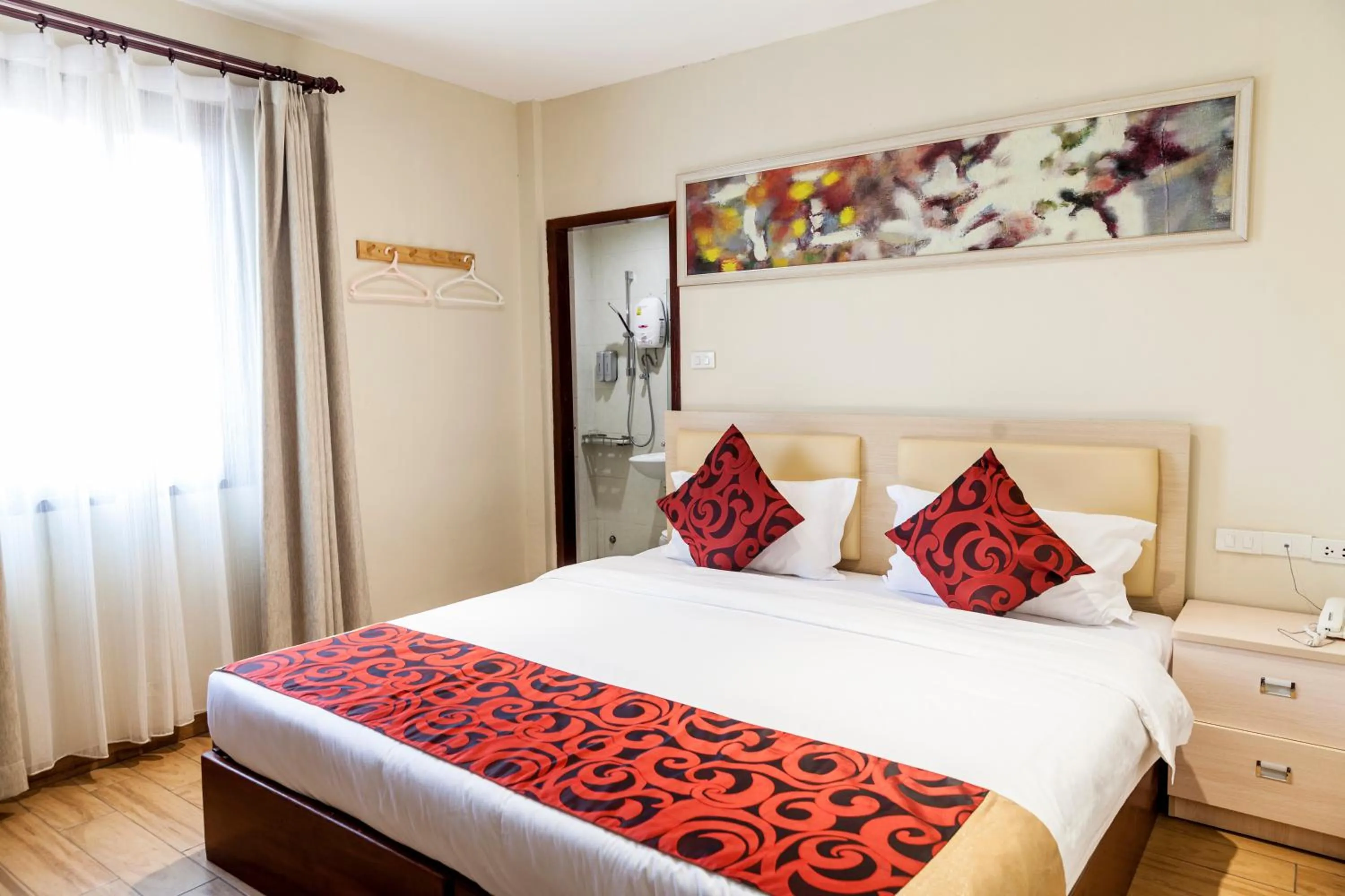 Superior Queen Room in Central Boutique Hotel