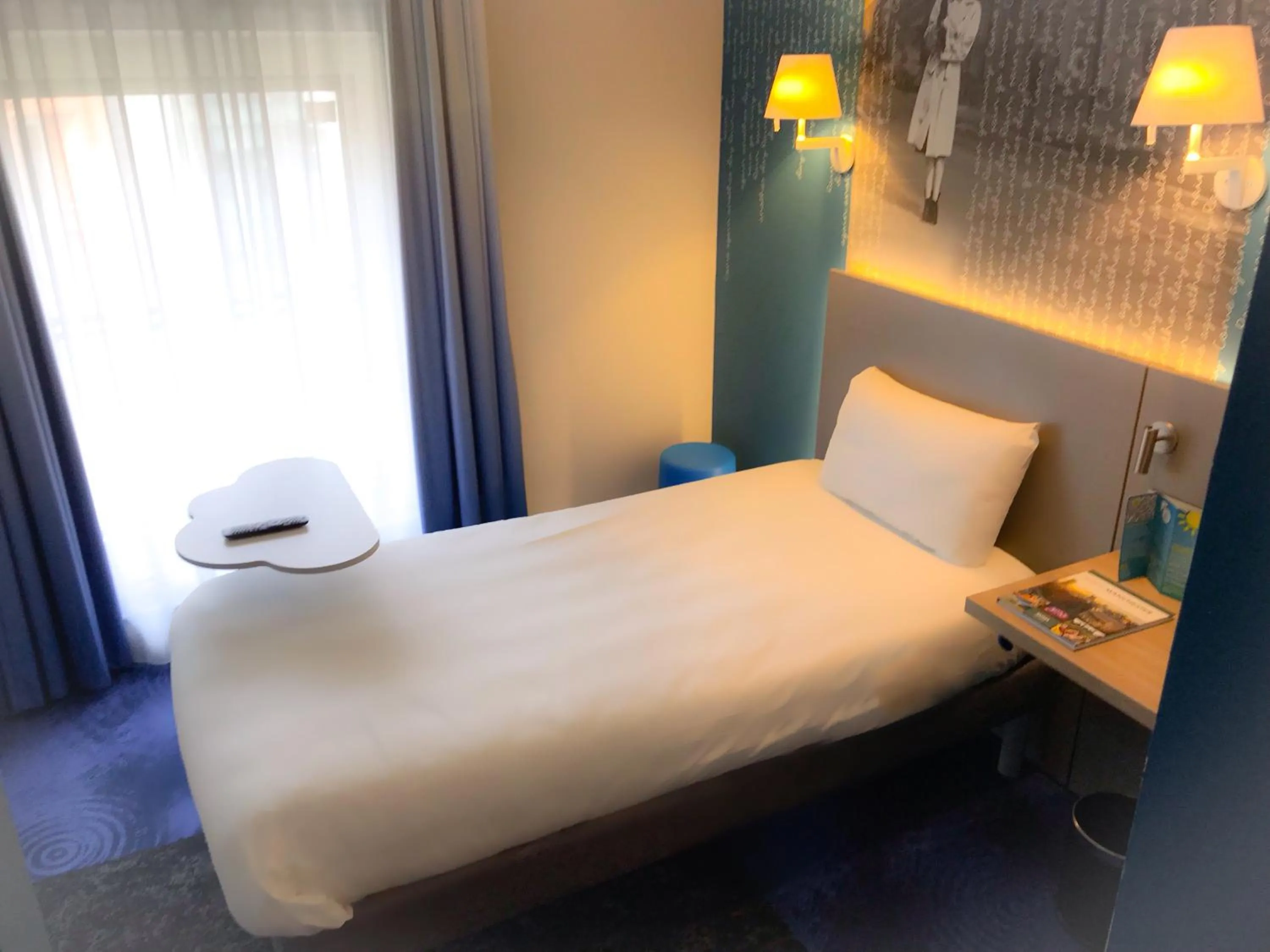 Single Room in ibis Styles Manchester Portland