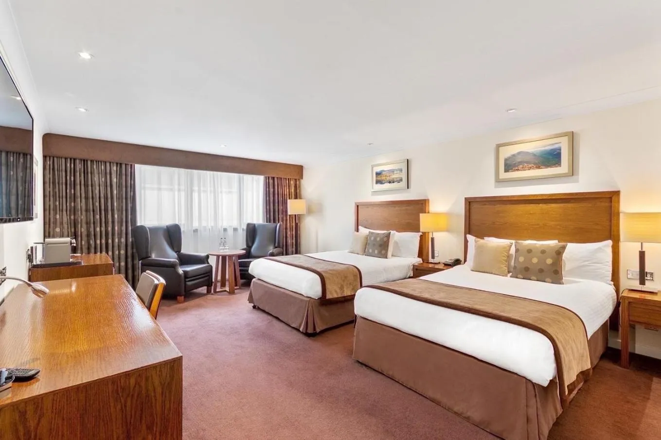 Executive Double Room with Two Double Beds in The Aberdeen Altens Hotel