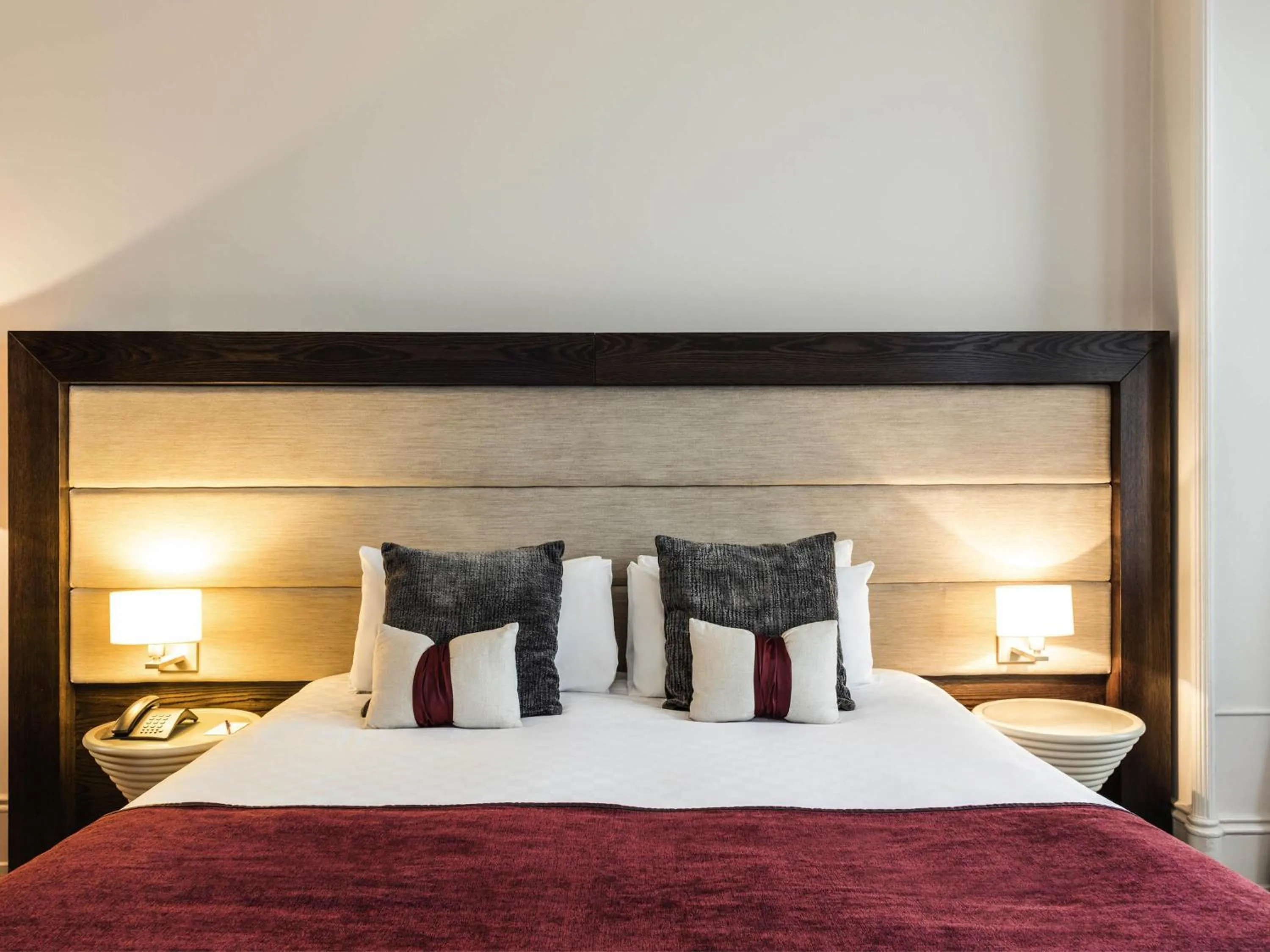 Standard Double Room in Mercure Aberdeen Caledonian Hotel