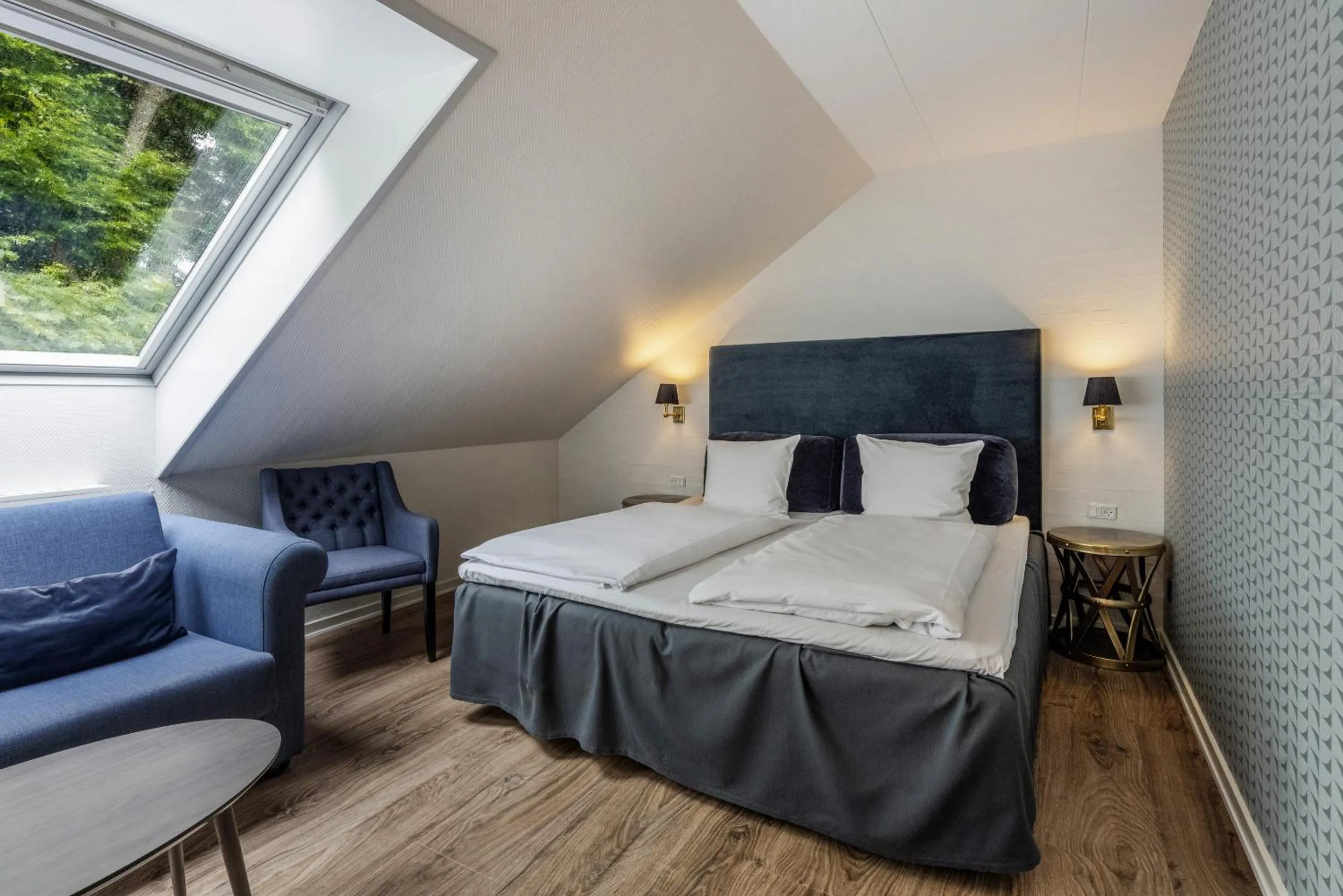 Family Room (2 Adults + 2 Children) - Split Level in Hotel Scheelsminde