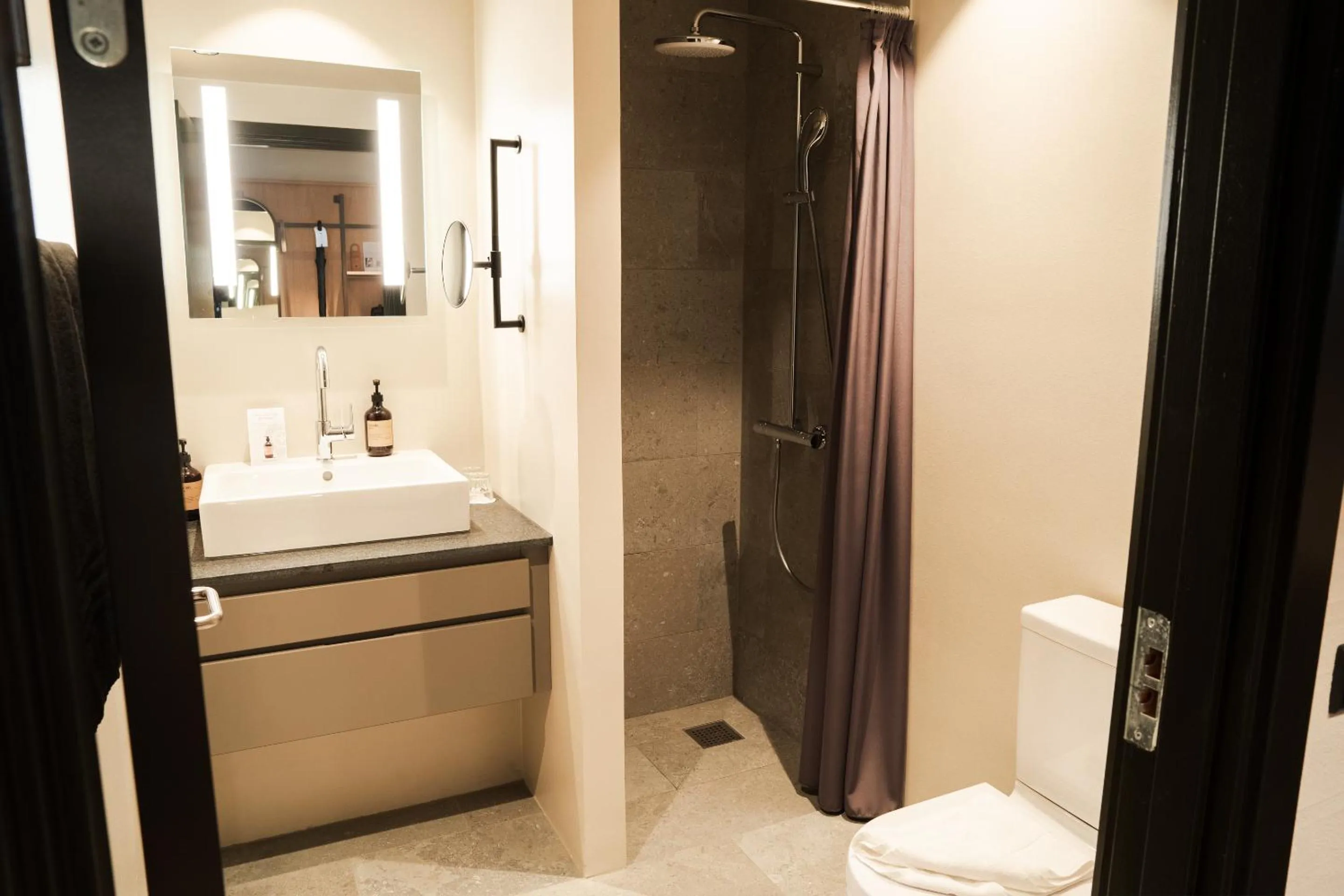 Standard Double Room With Terrace - single occupancy in Hotel Scheelsminde