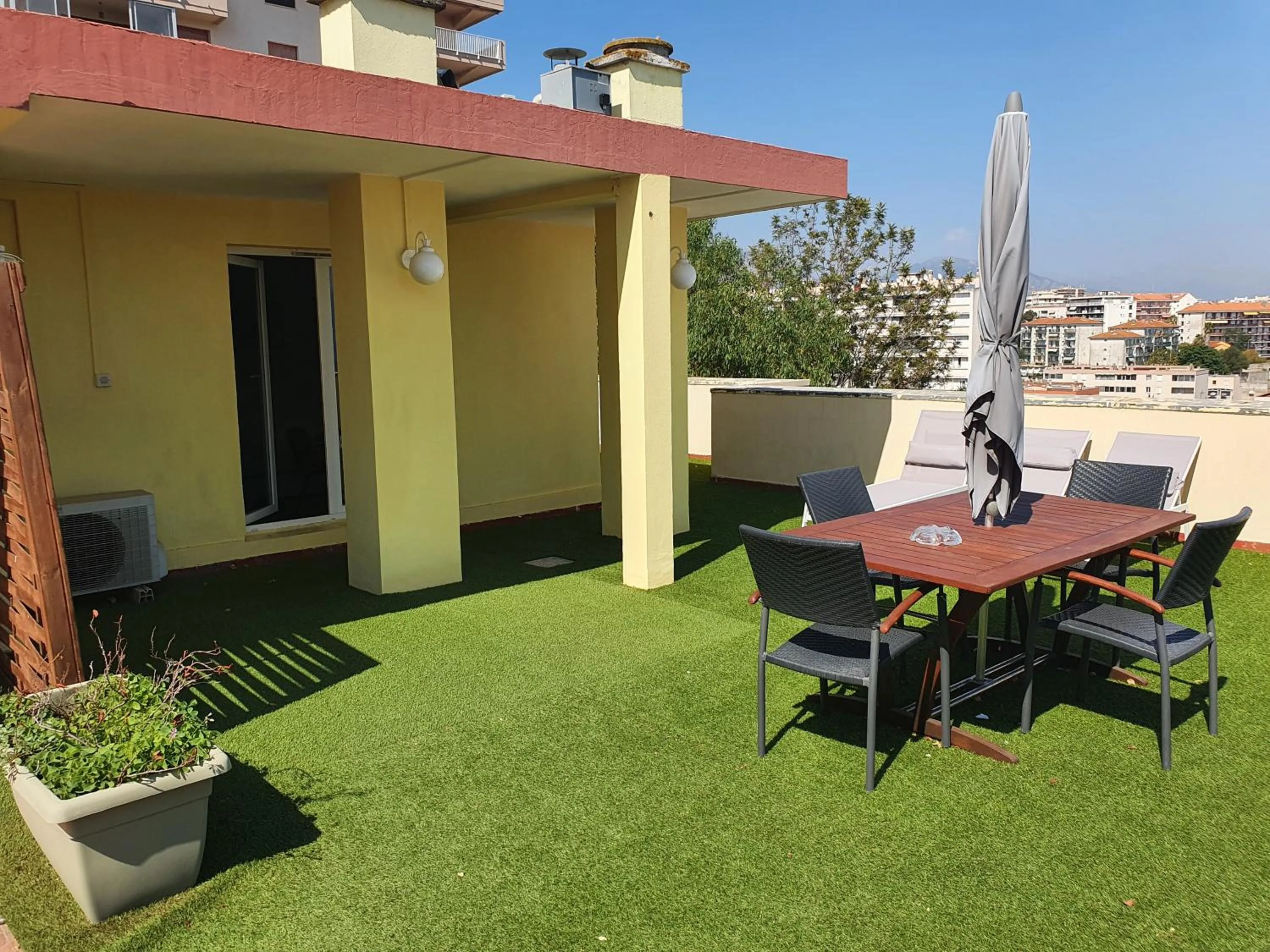 Apartment with Sea View in Castel Vecchio