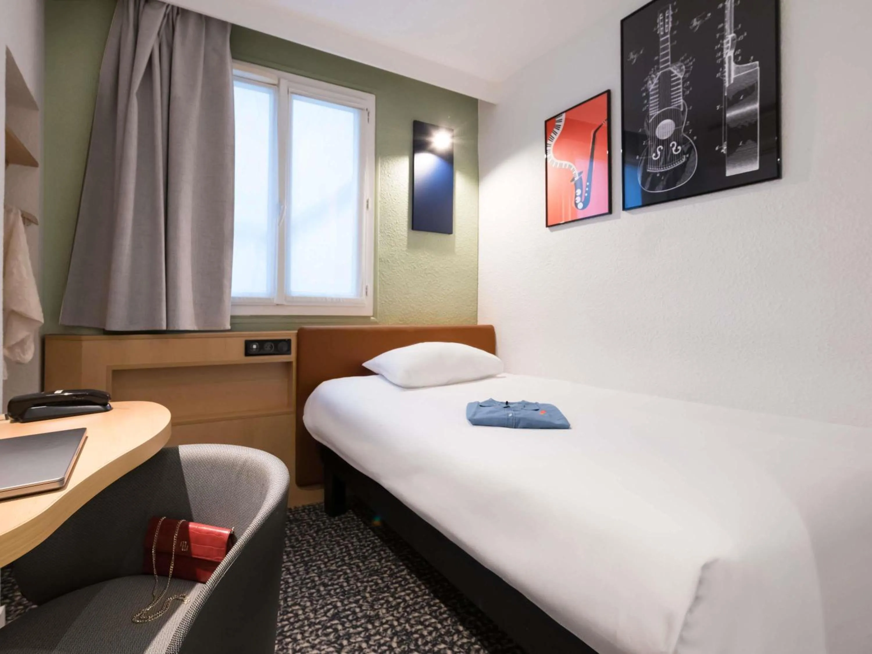 Standard Room with a Single Bed in ibis Paris Gare du Nord TGV