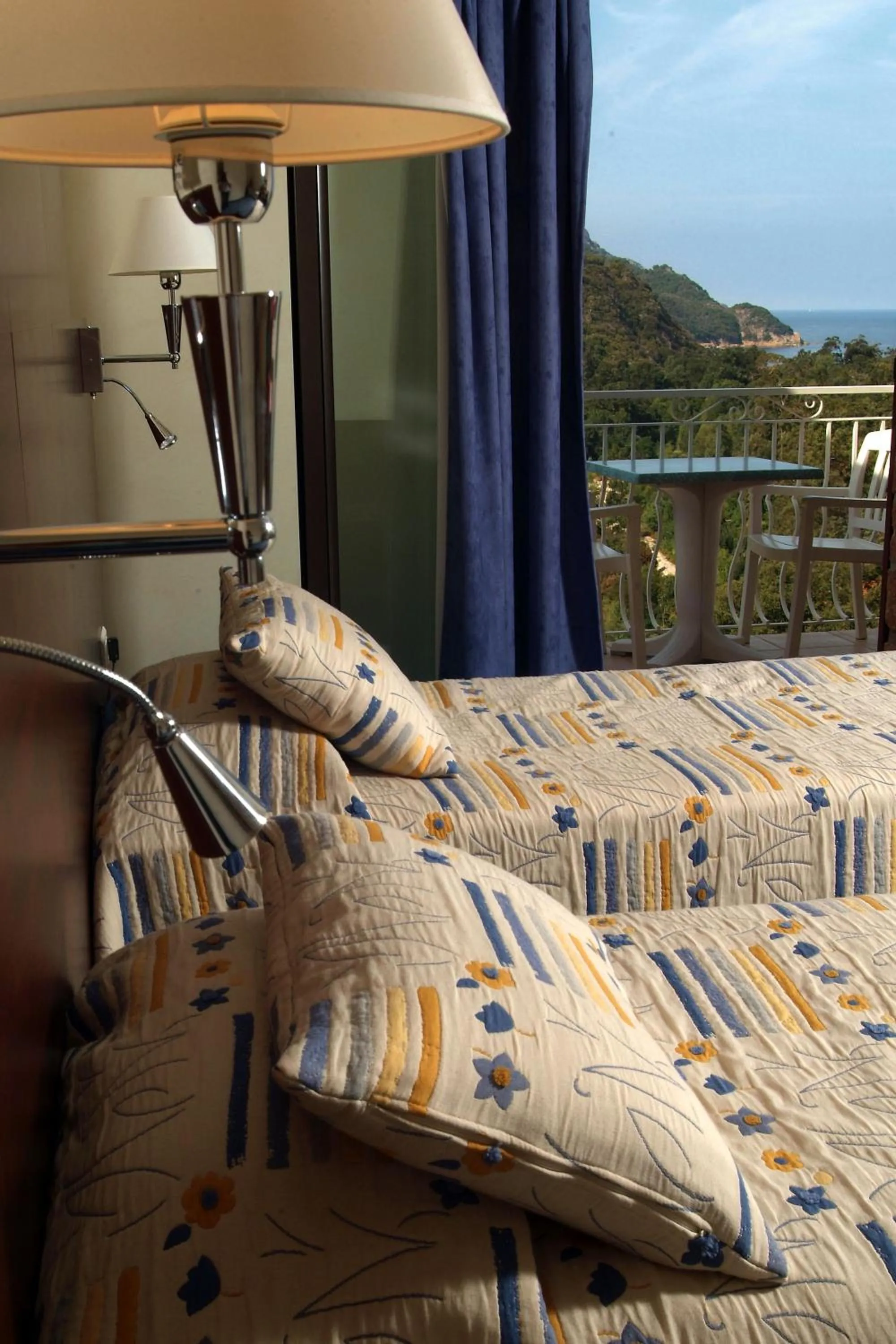 Privilege Quadruple Room - single occupancy in Capo D'orto - Porto - Corse