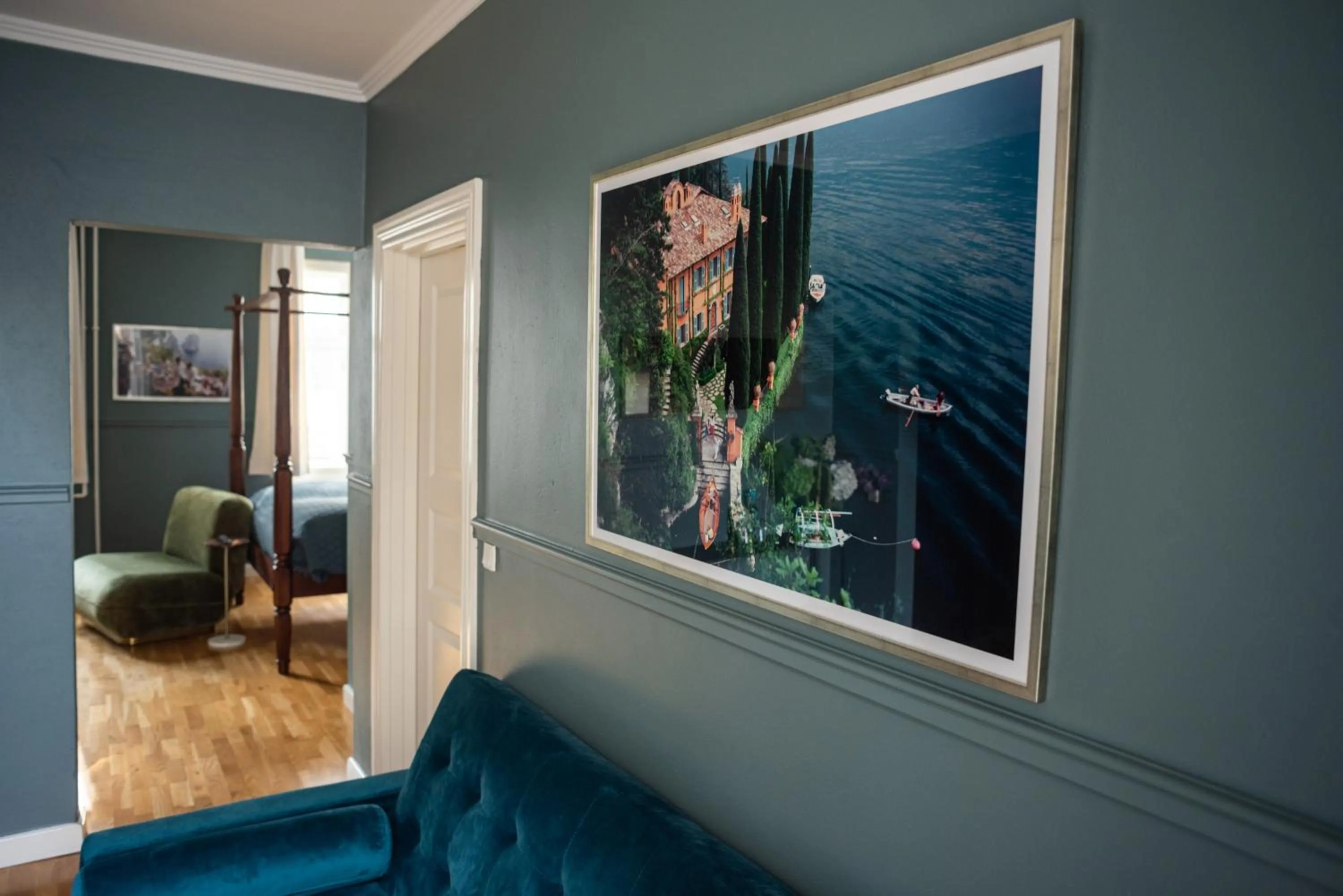 X-Large with Bathtub in SOFS boutique hotel