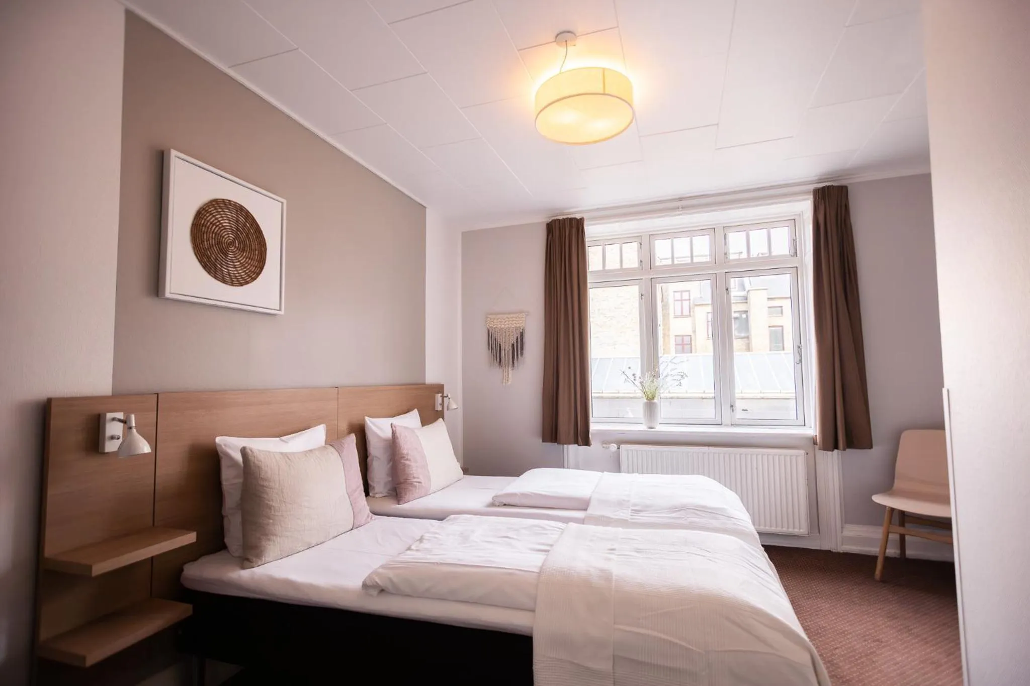 Standard Twin Room in Savoy Hotel