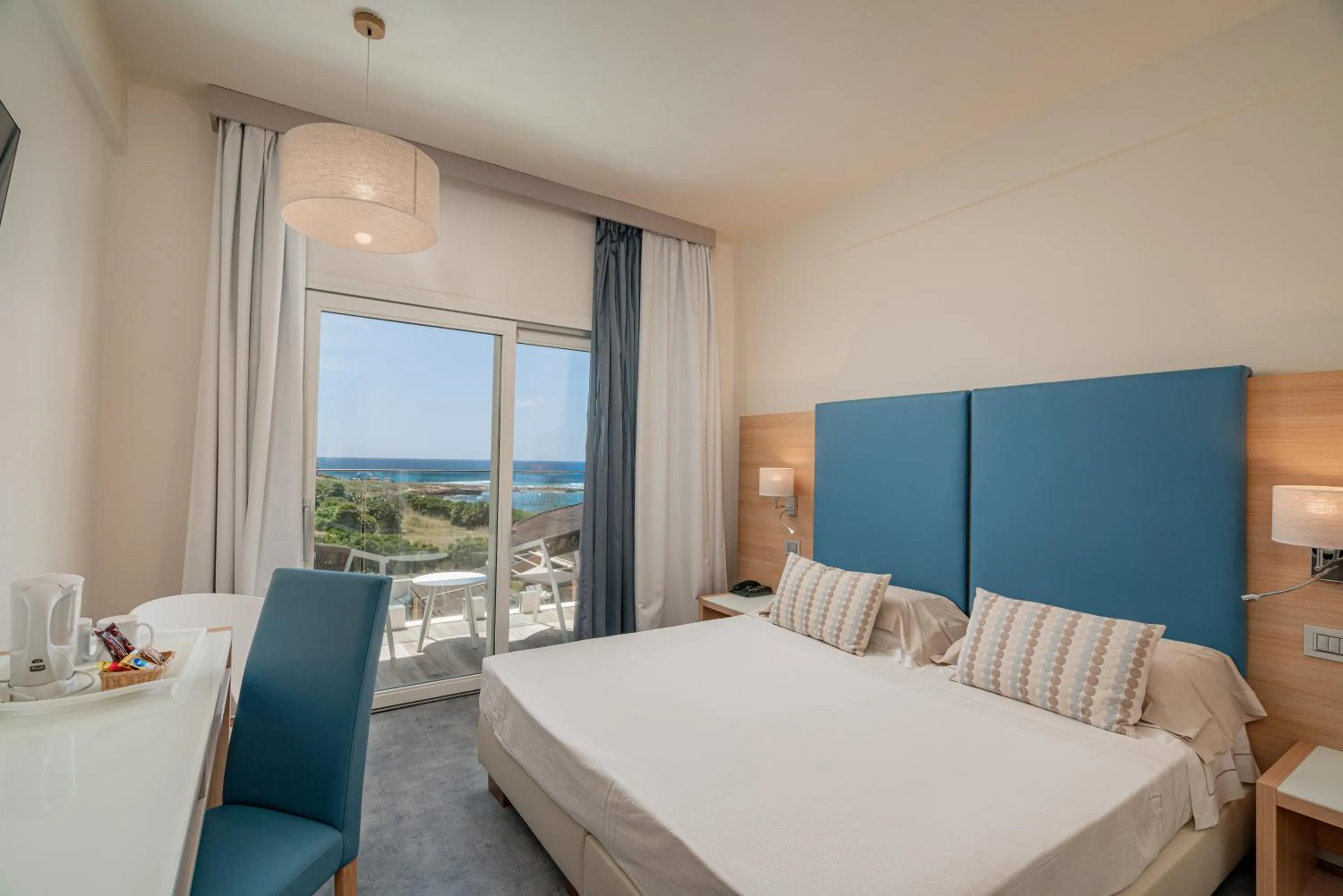 Double Room with Sea View in Hotel Calabona