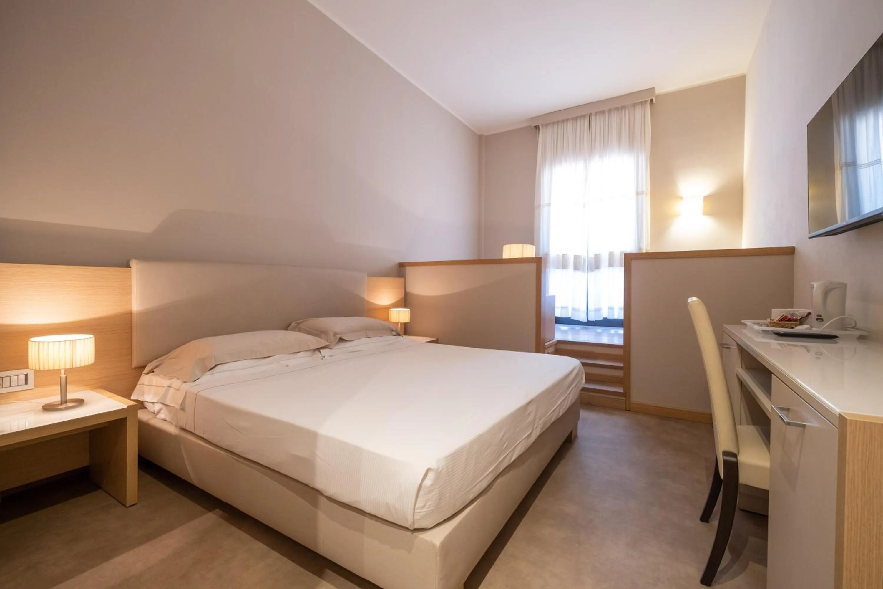 Quadruple Room with Balcony in Hotel Calabona