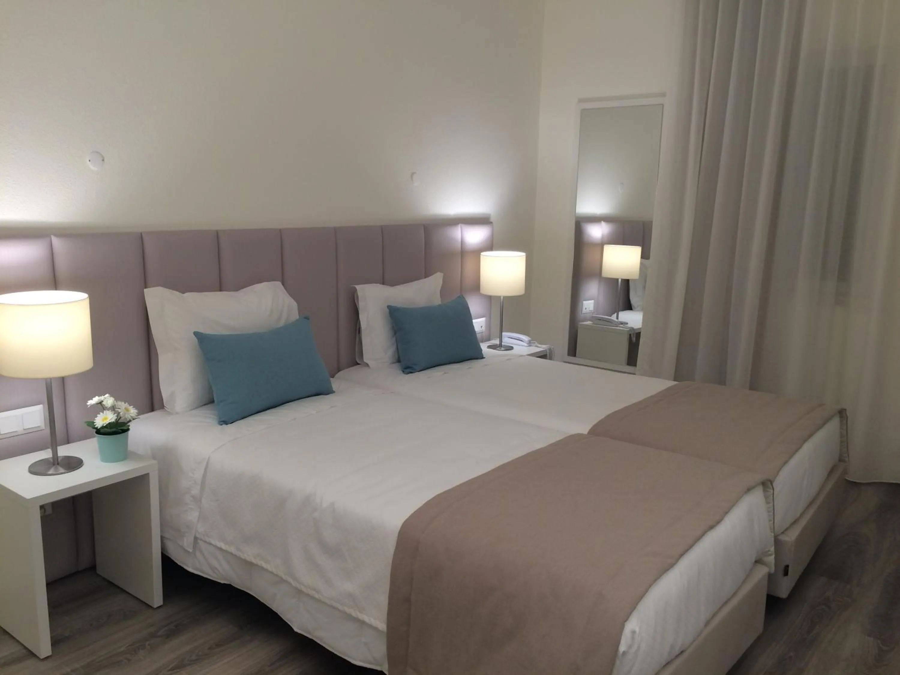 Deluxe Double or Twin Room with River View in Hotel D'Alcoutim