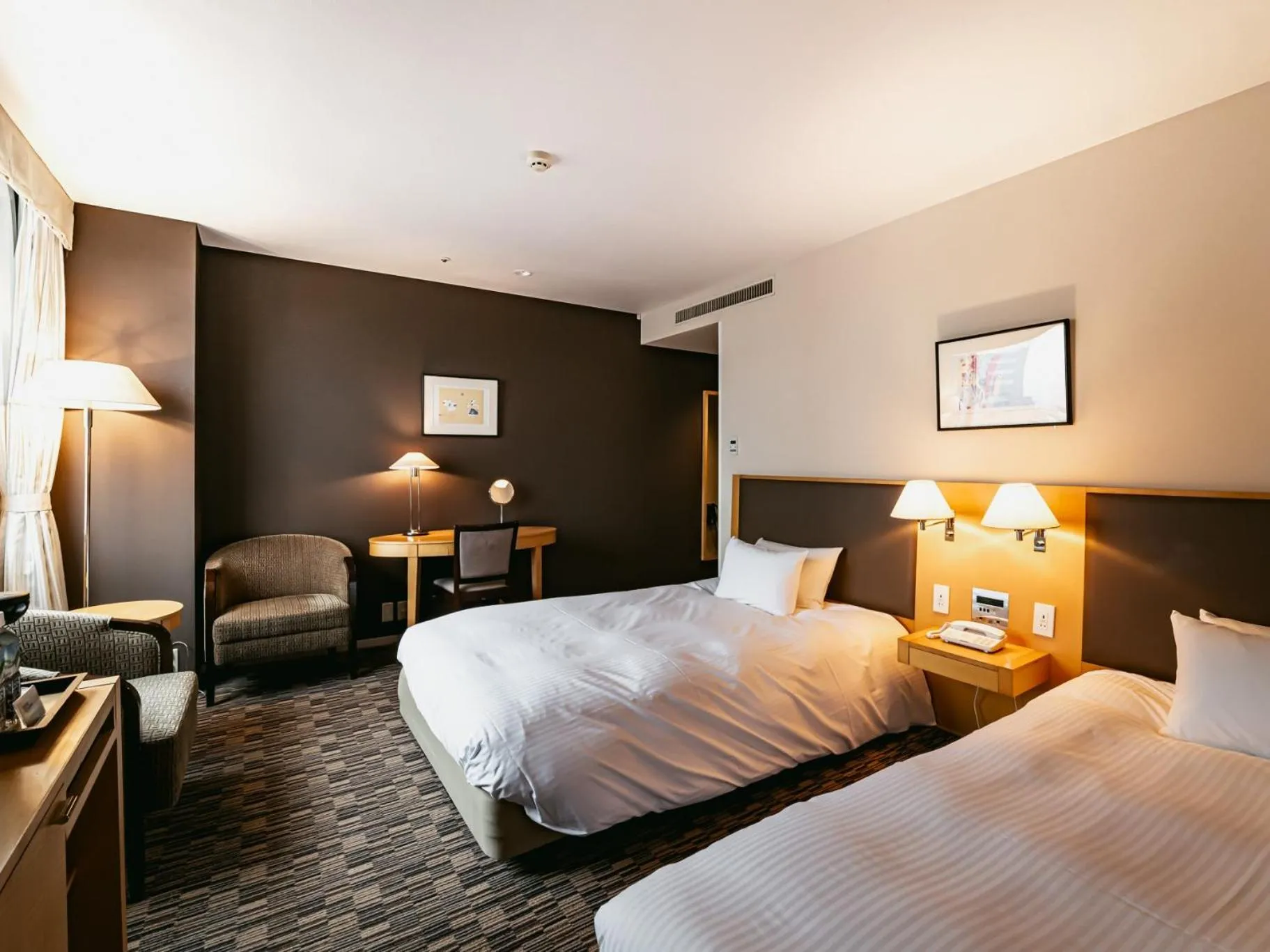 Superior Twin Room - Smoking in Oarks Canal Park Hotel Toyama