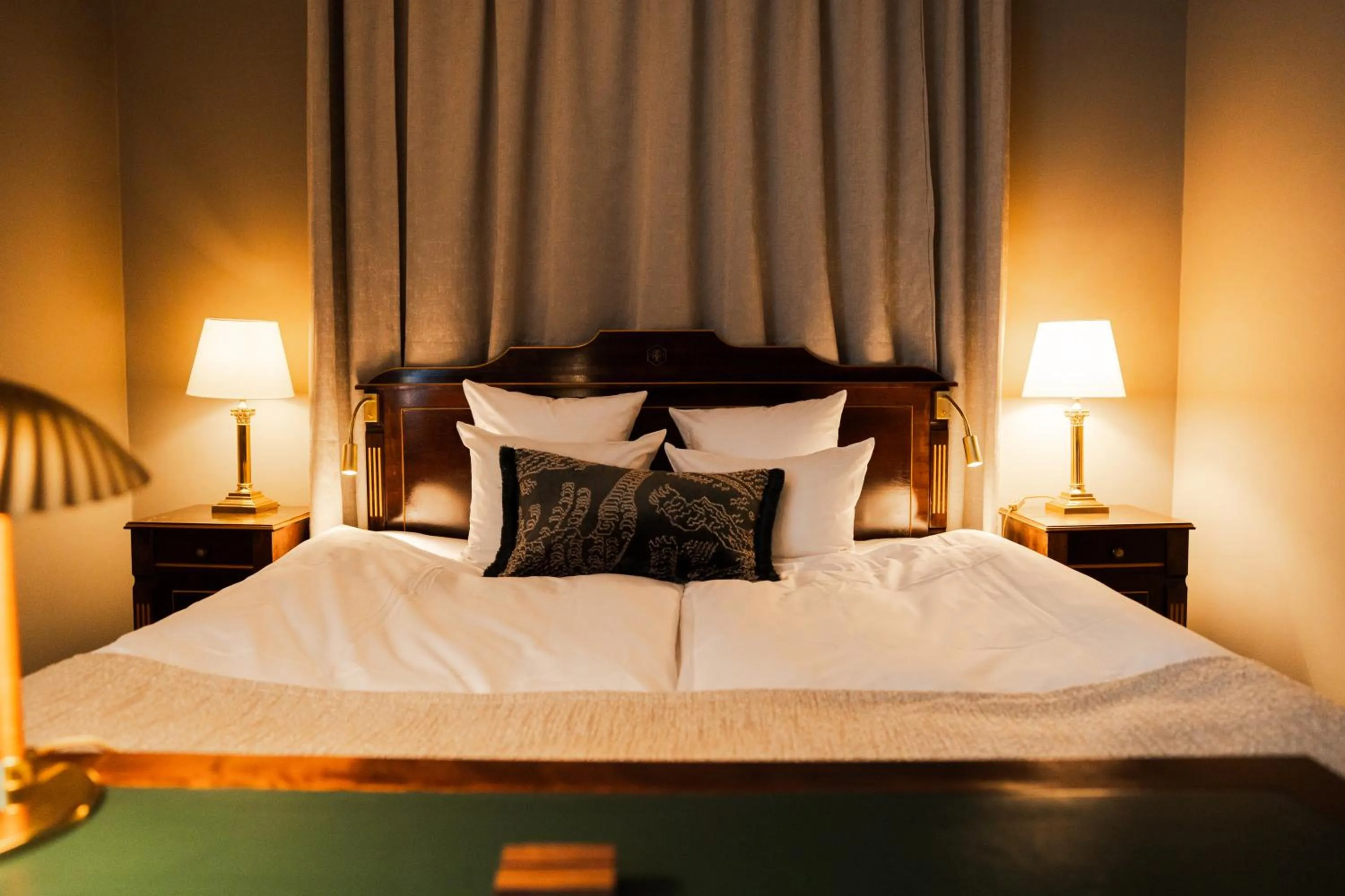 Royal Standard Deluxe Room in Hotel Royal